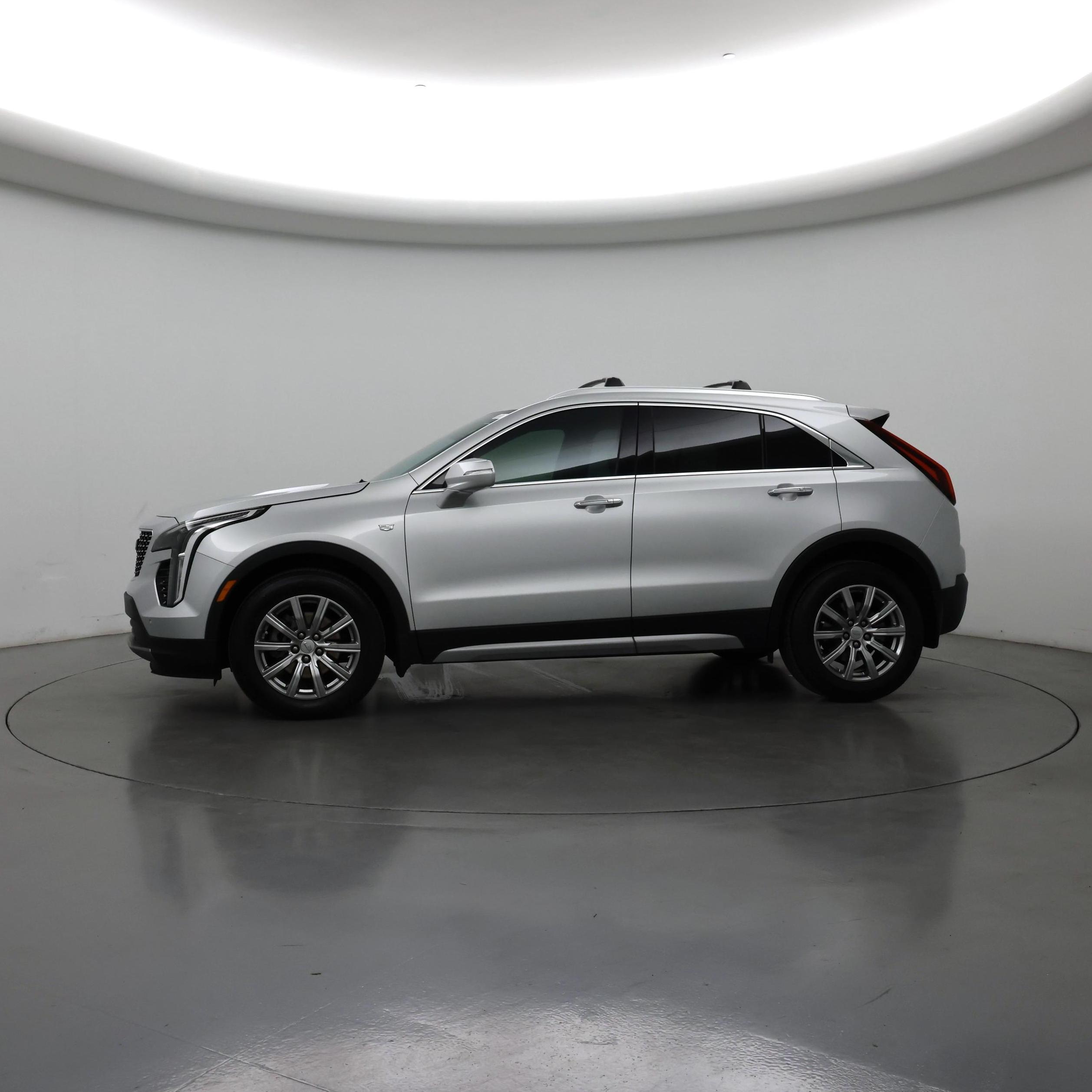 Thumbnail: 2021 Cadillac XT4 - 3