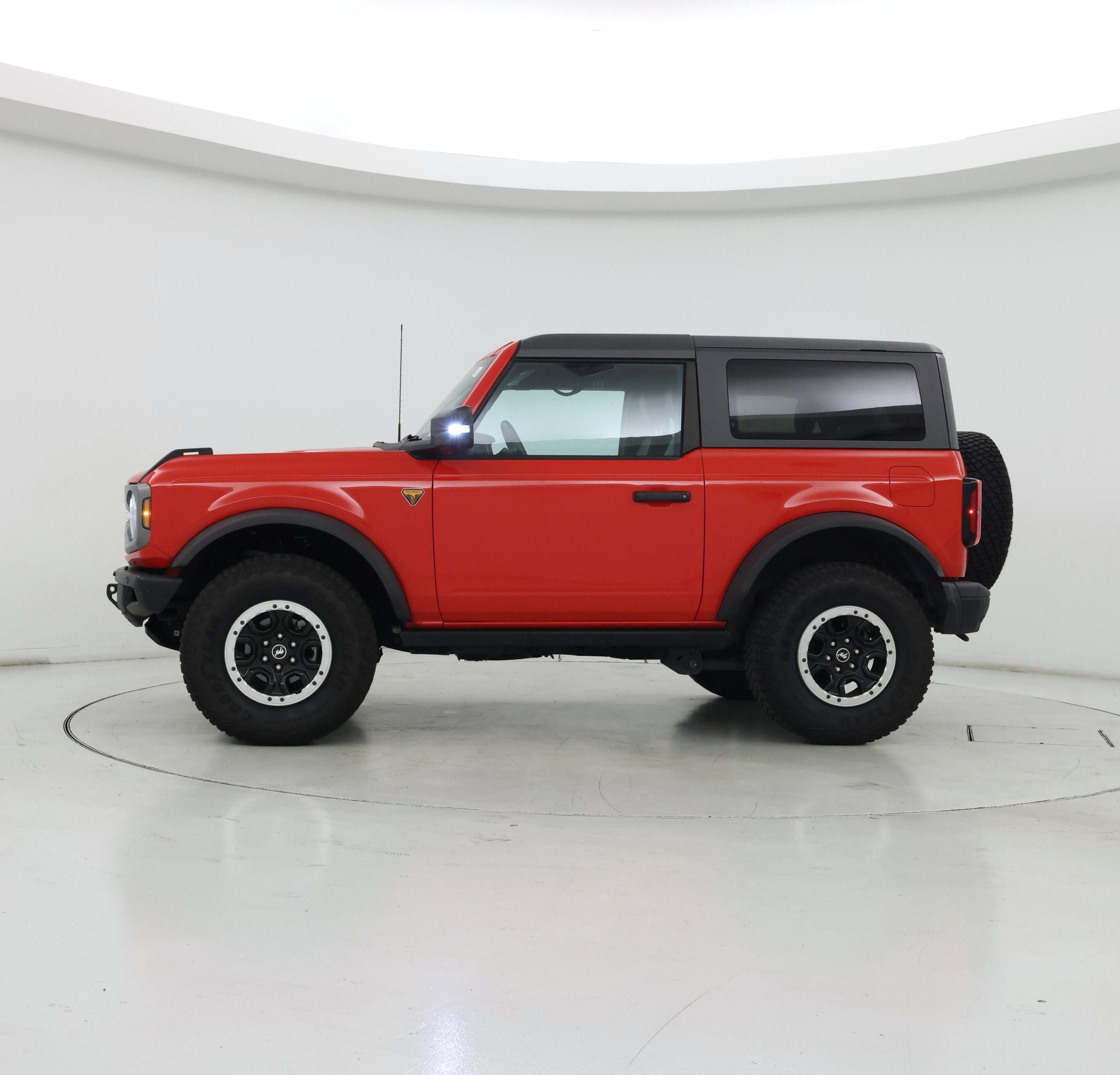 Thumbnail: 2022 Ford Bronco - 3