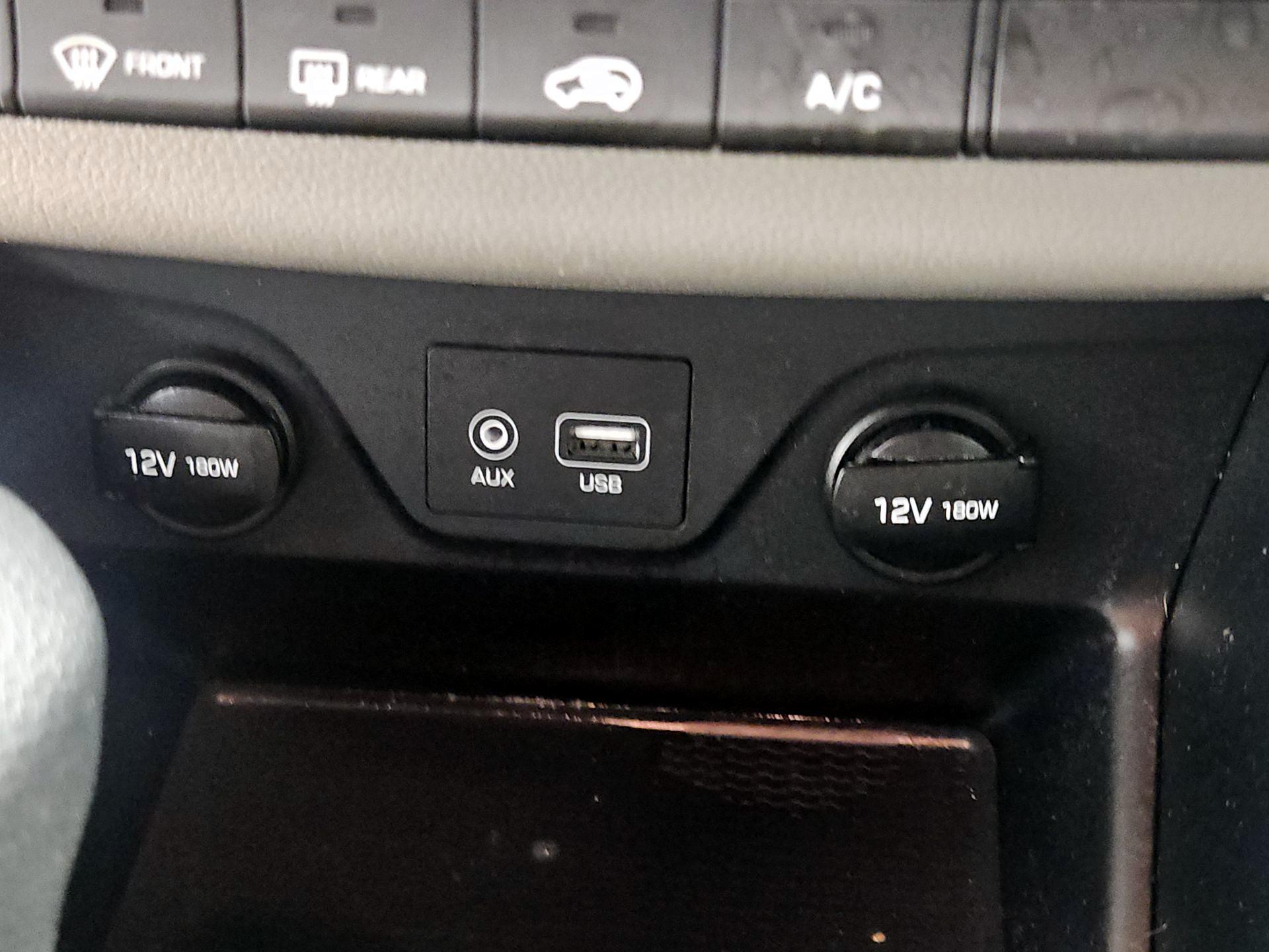 Thumbnail: 2019 Hyundai Tucson - 18