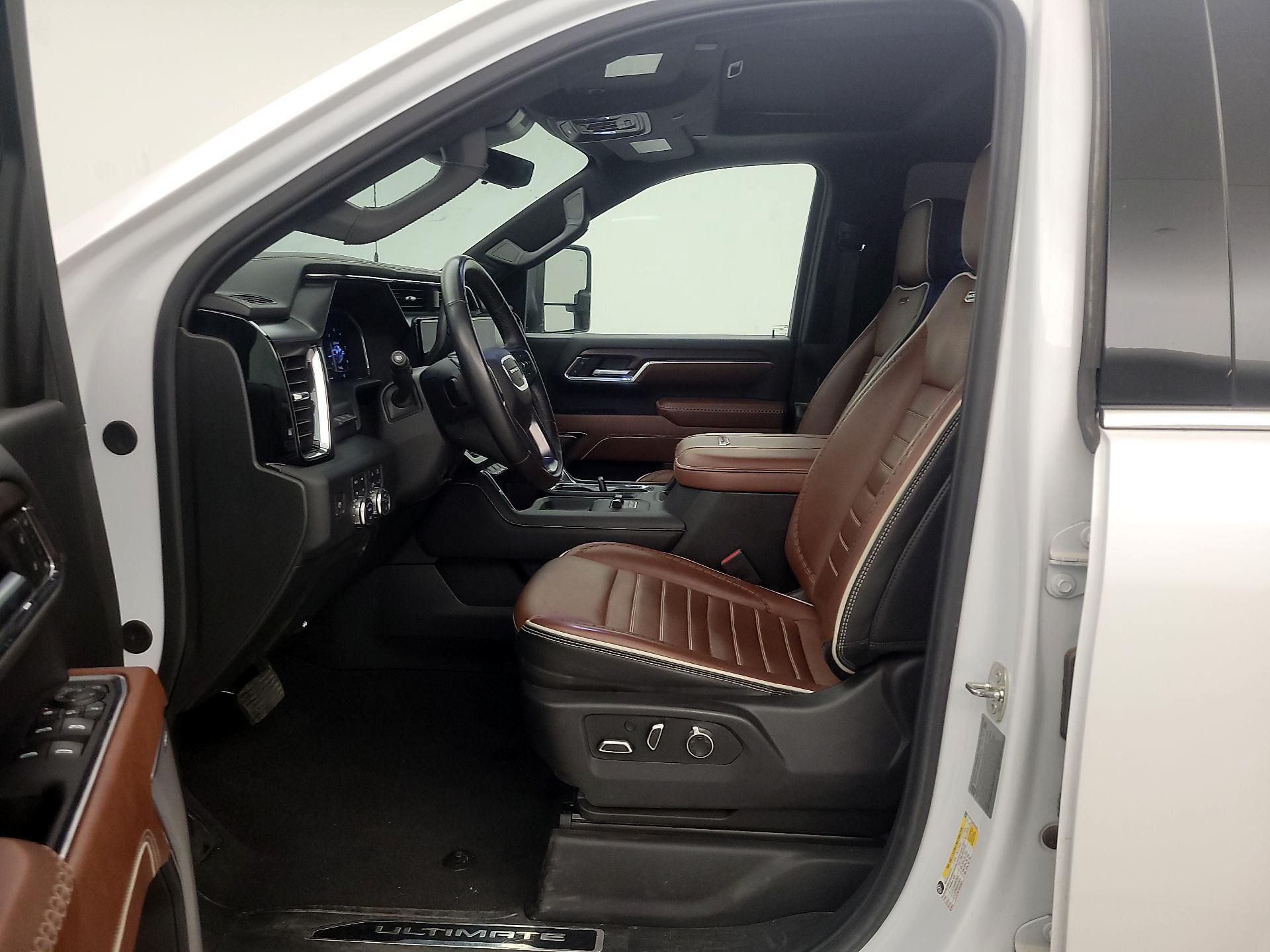 Thumbnail: 2024 GMC Sierra 3500 - 11