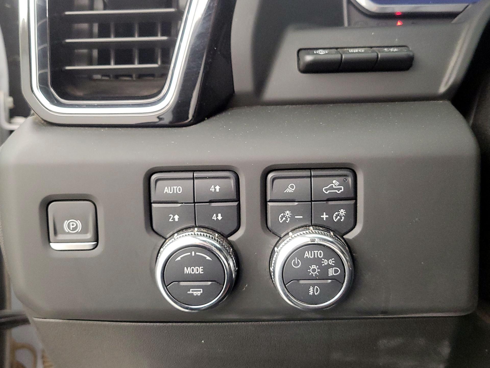 Thumbnail: 2024 GMC Sierra 3500 - 13