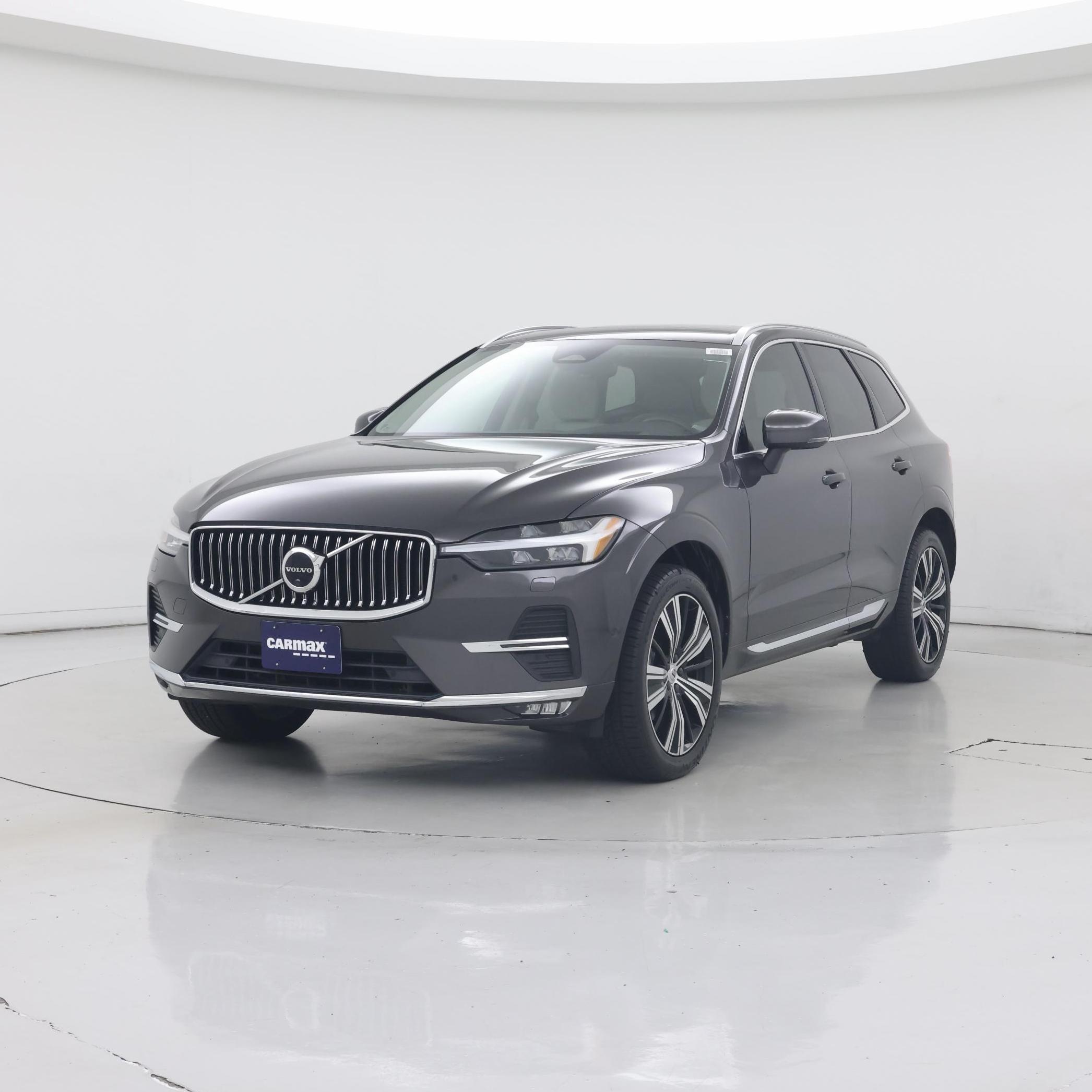 Thumbnail: 2022 Volvo XC60 - 4