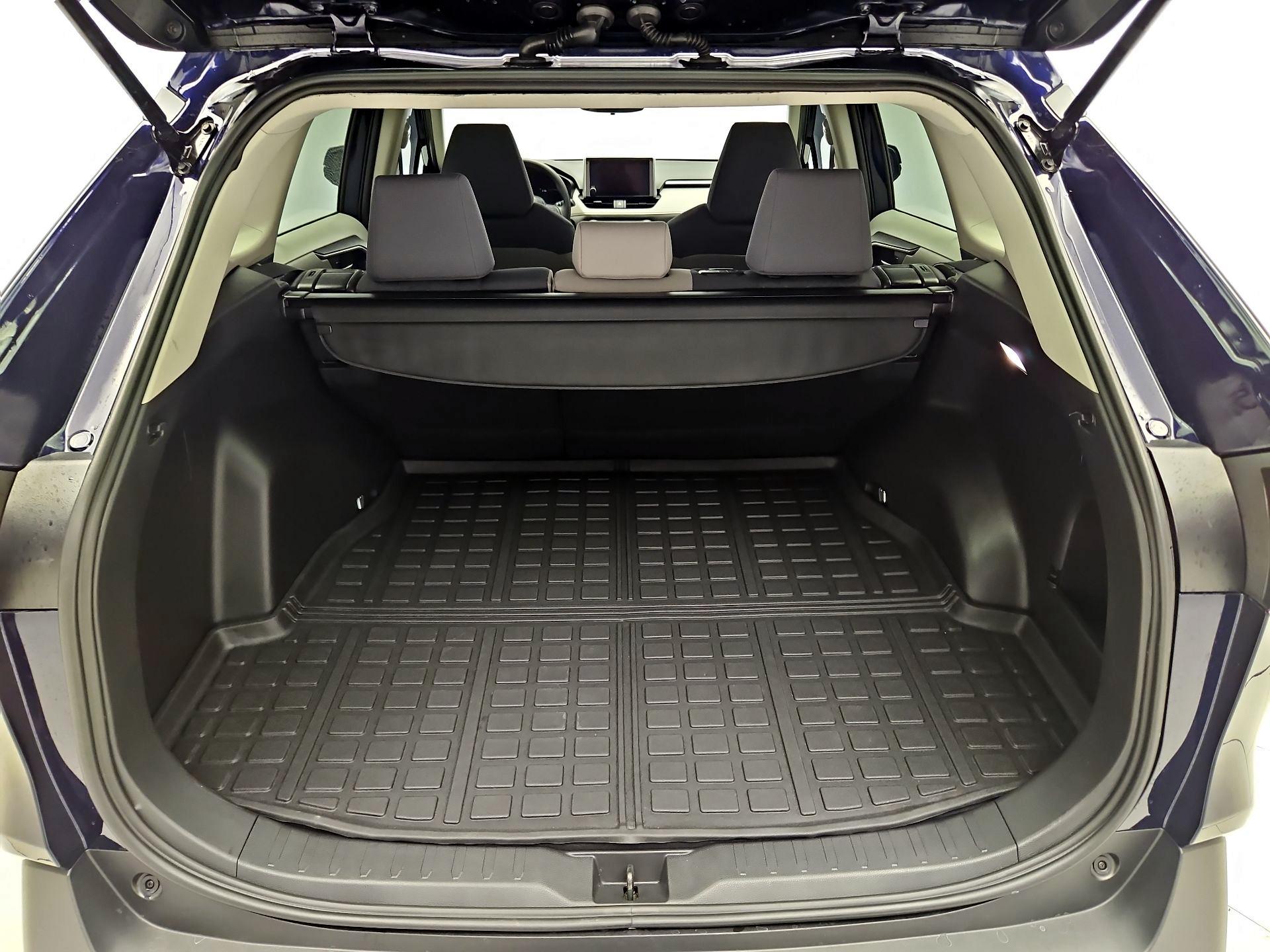 Thumbnail: 2025 Toyota RAV4 - 18