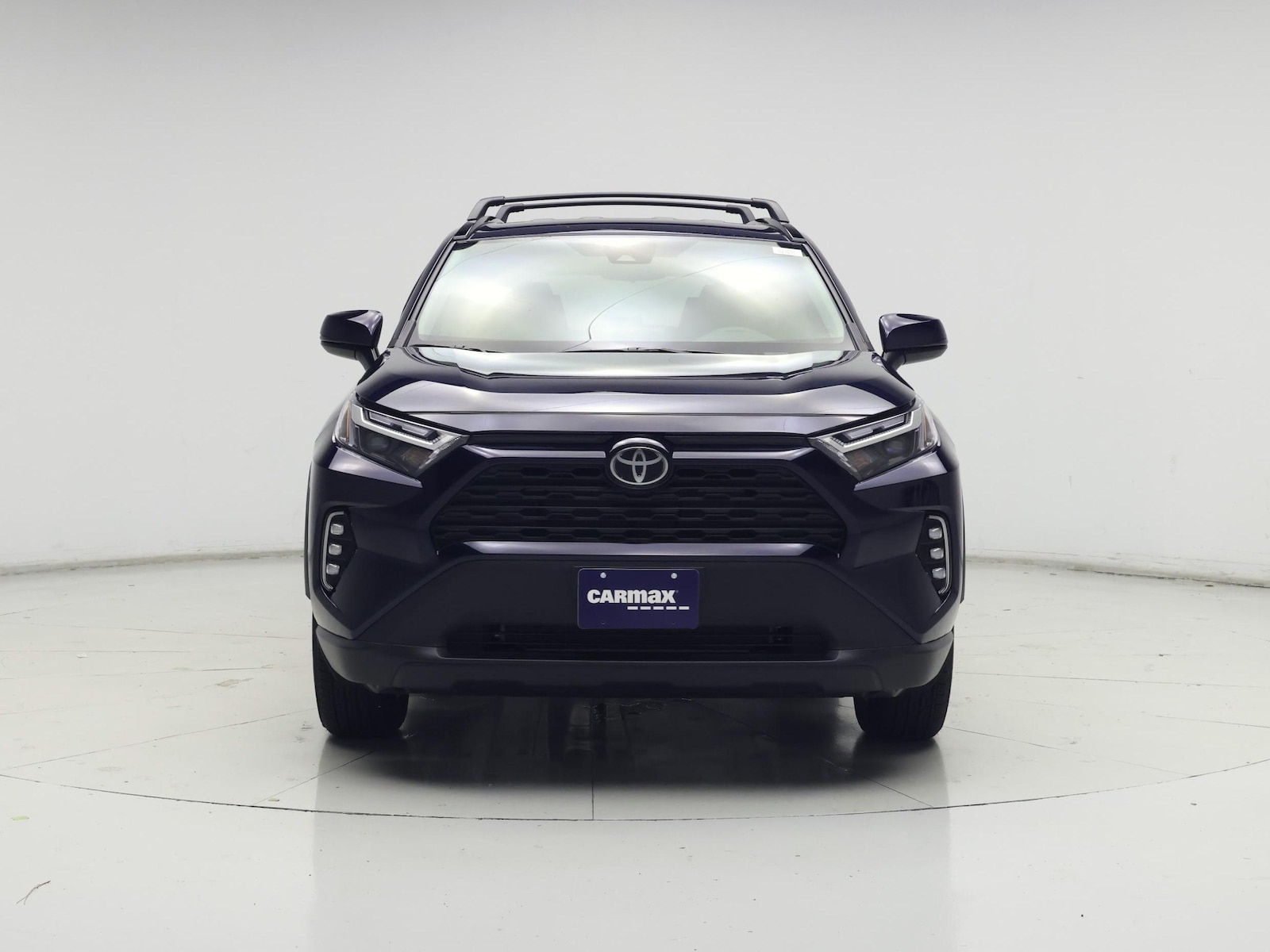 2025 Toyota RAV4 XLE - Photo 6