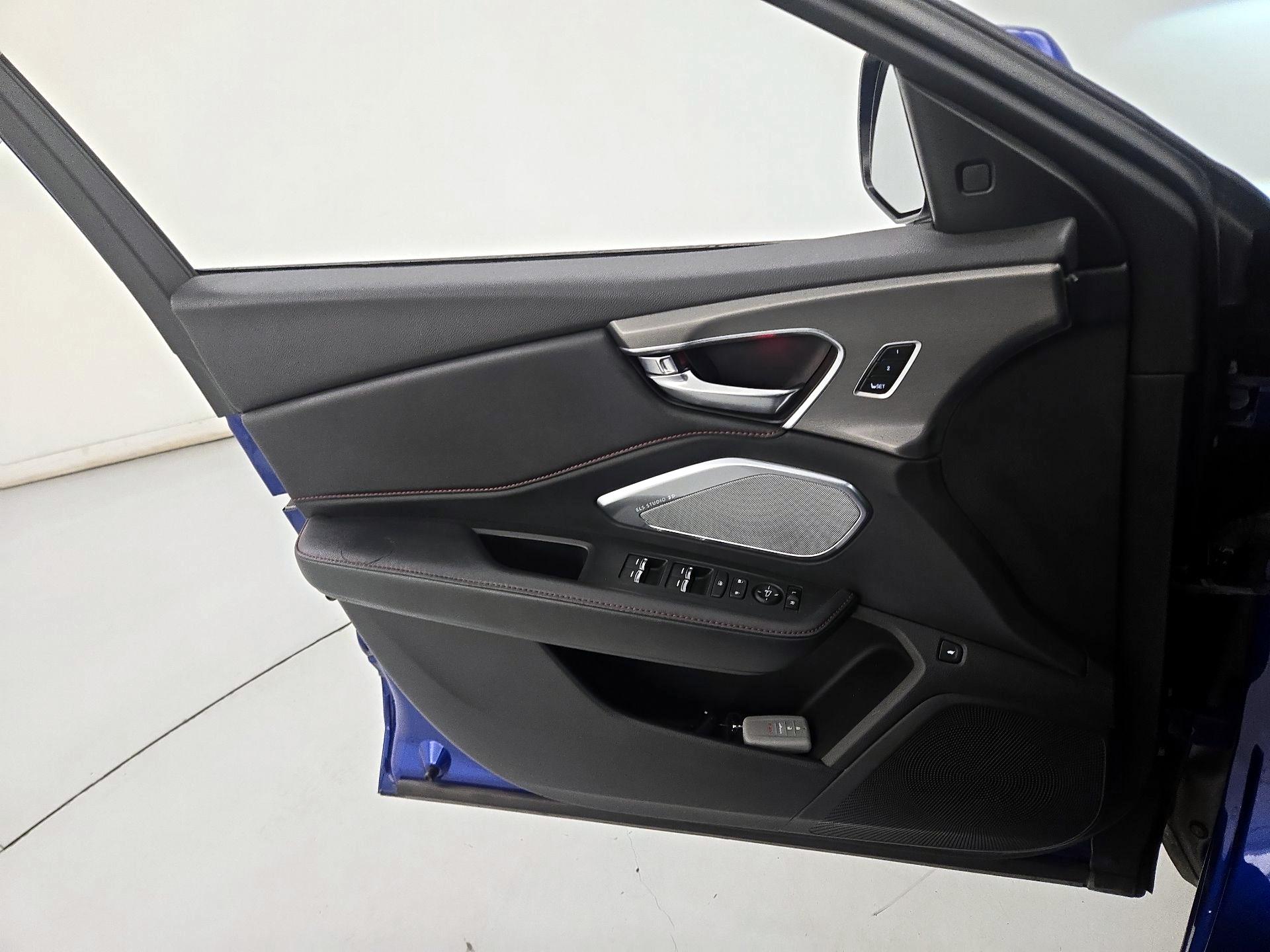 Thumbnail: 2019 Acura RDX - 12