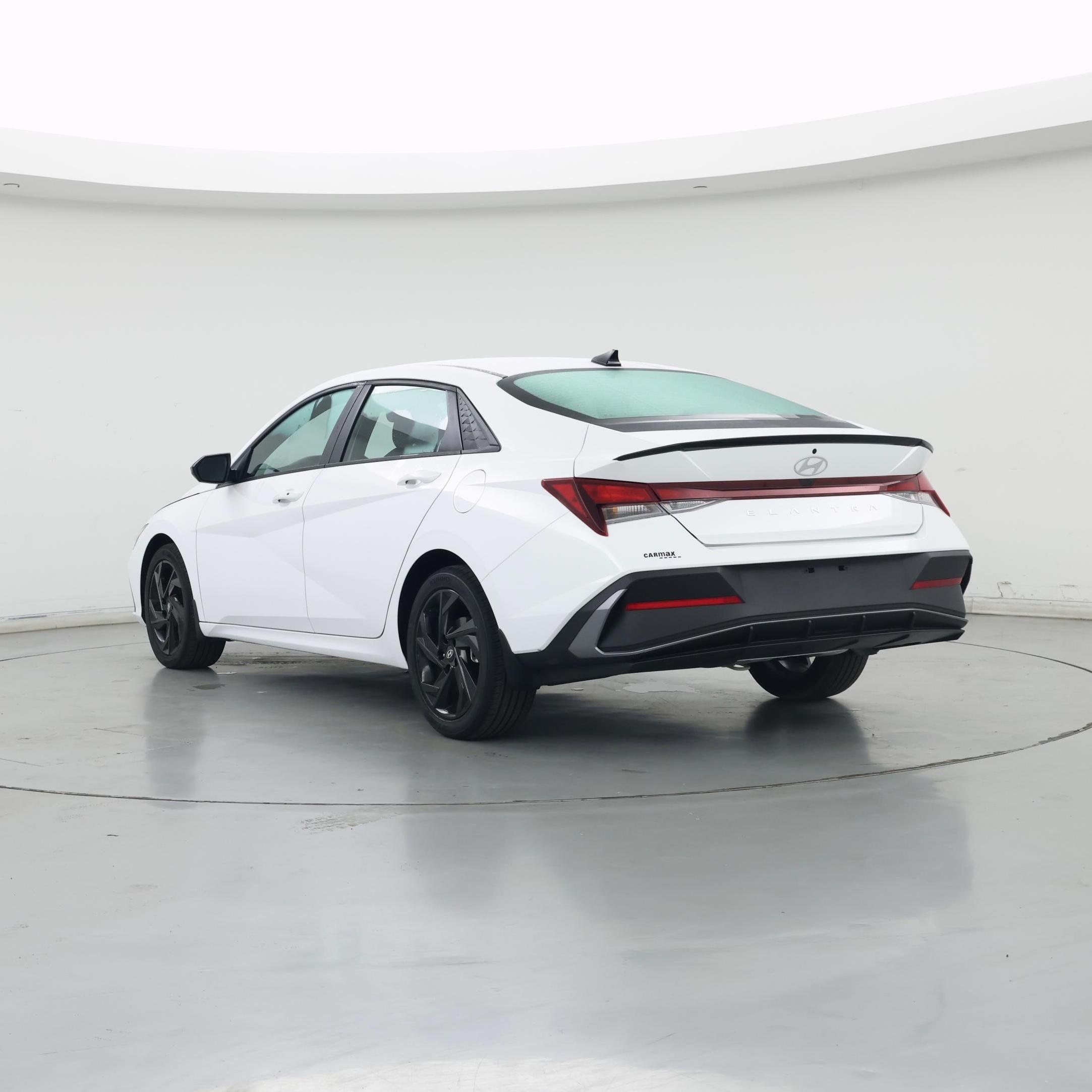 Thumbnail: 2026 Hyundai Elantra - 2