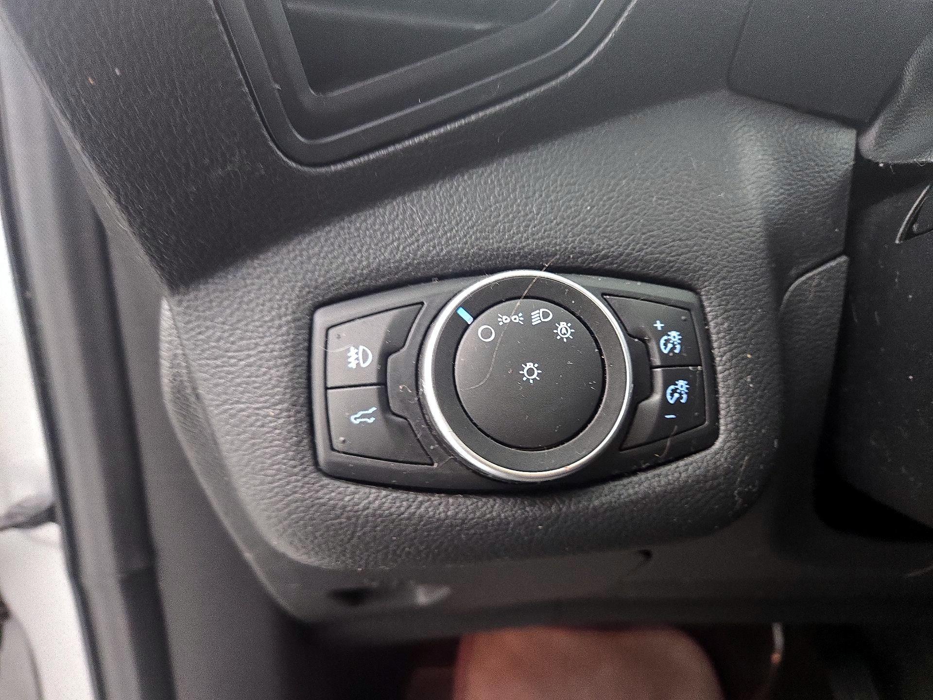 Thumbnail: 2017 Ford Escape - 13