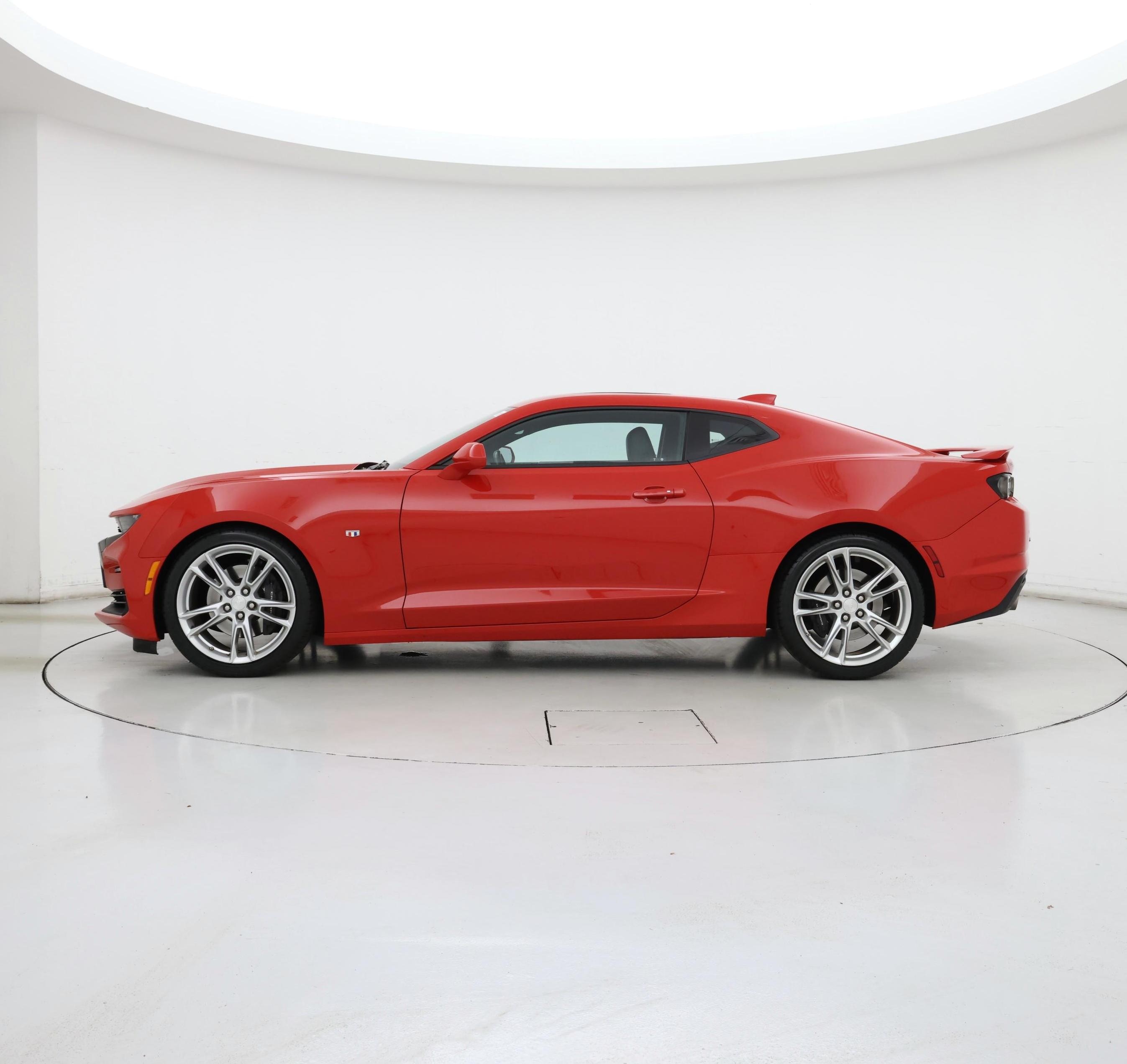 Thumbnail: 2019 Chevrolet Camaro - 3