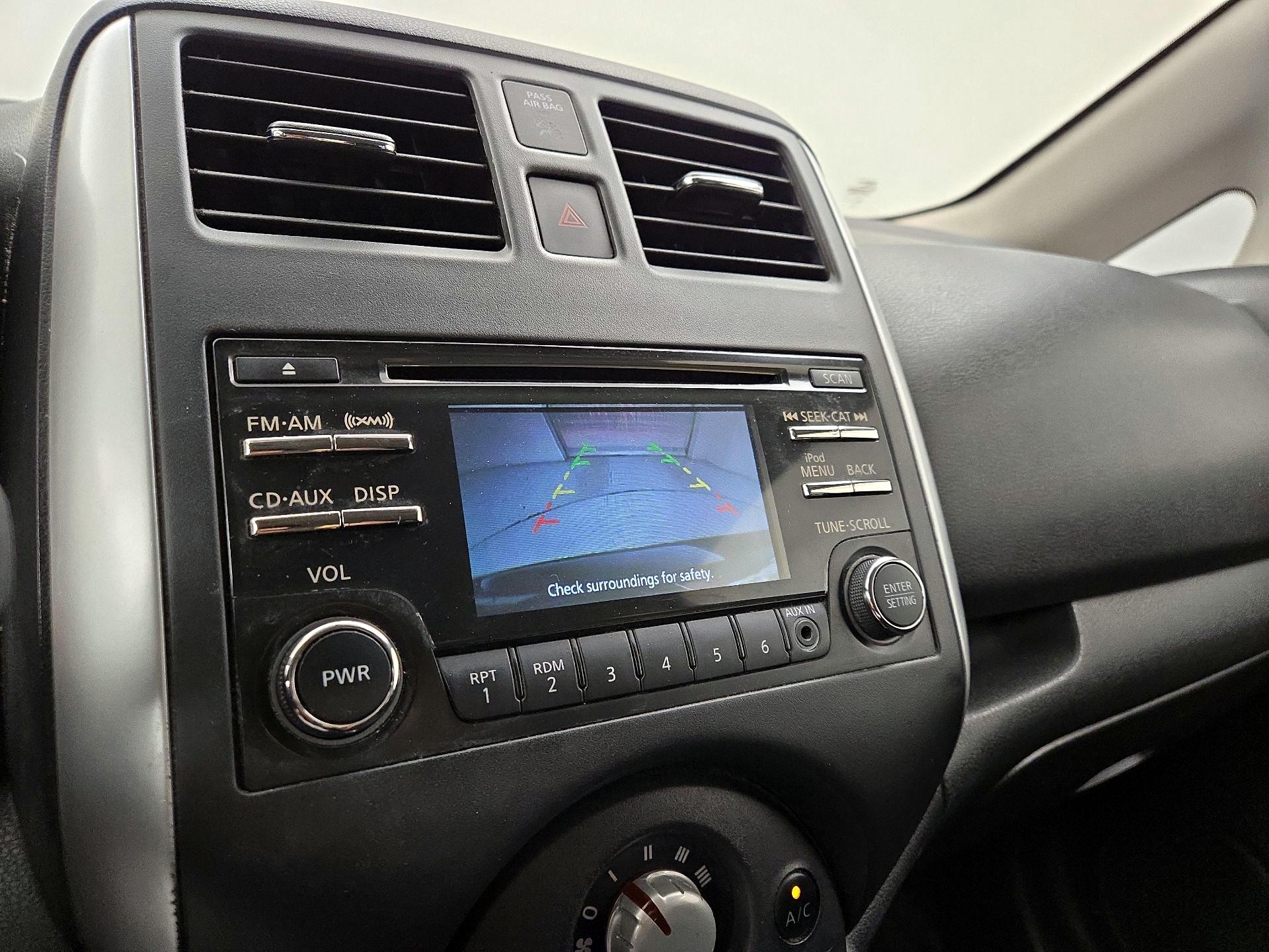 Thumbnail: 2014 Nissan Versa Note - 14
