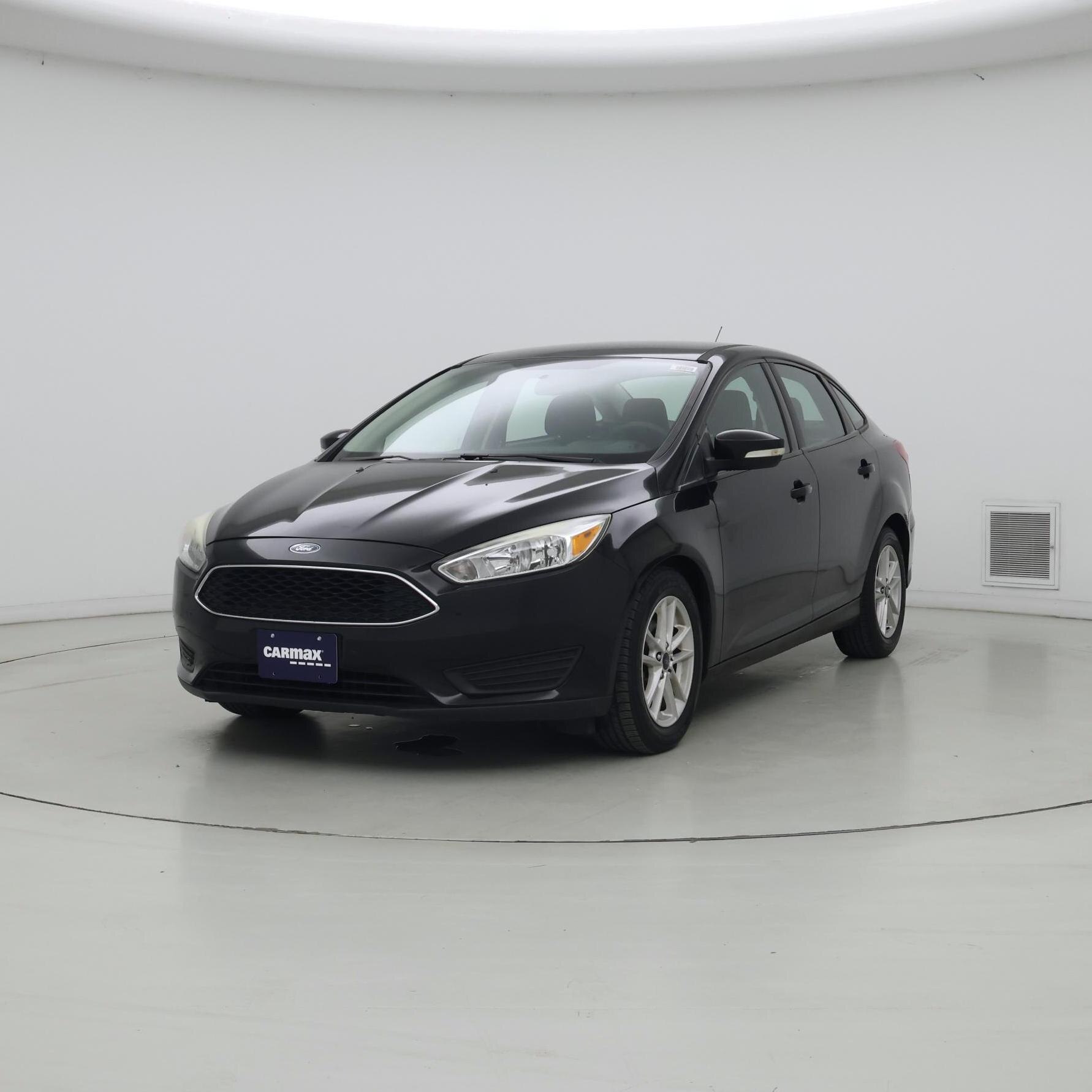 Thumbnail: 2017 Ford Focus - 4