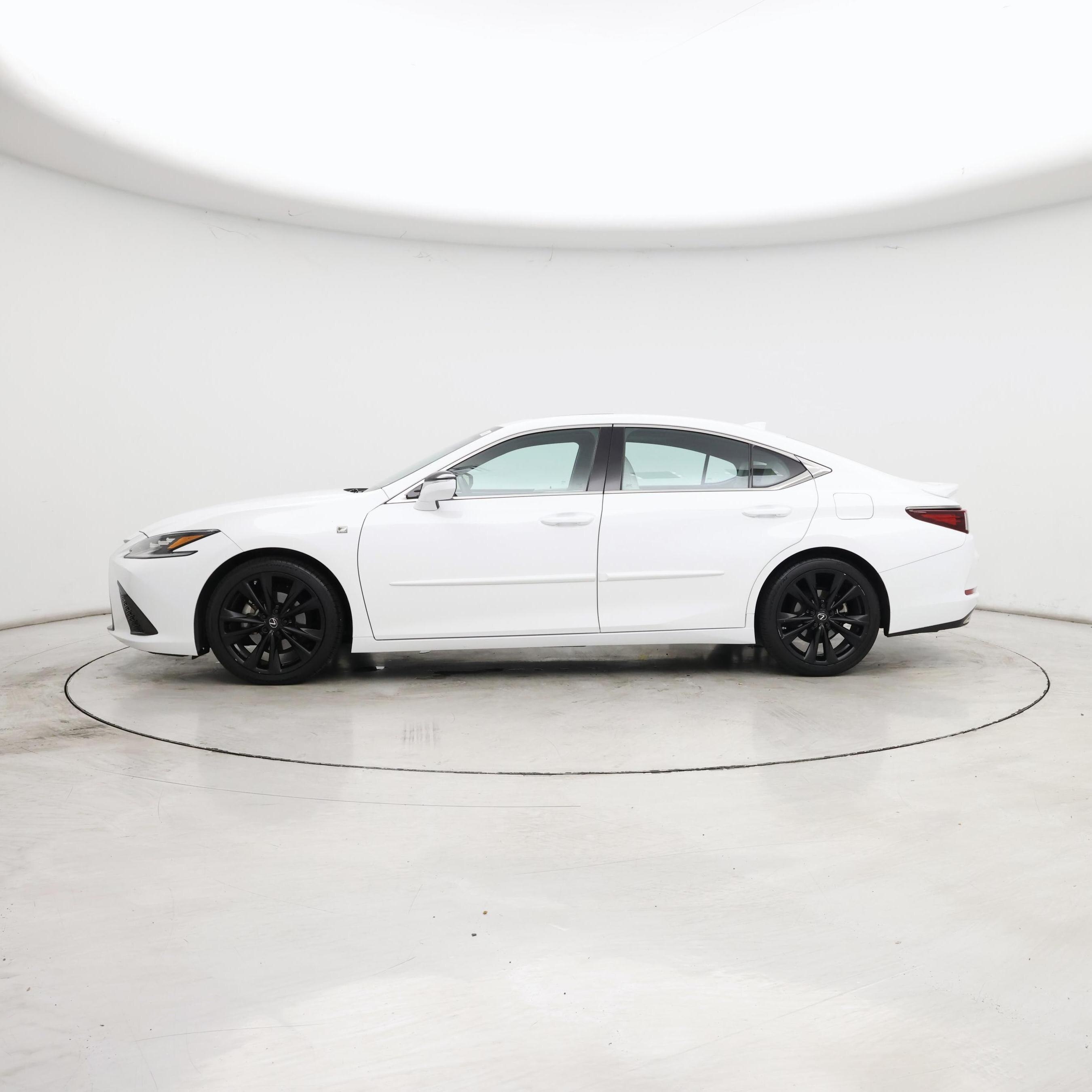 Thumbnail: 2022 Lexus ES - 3