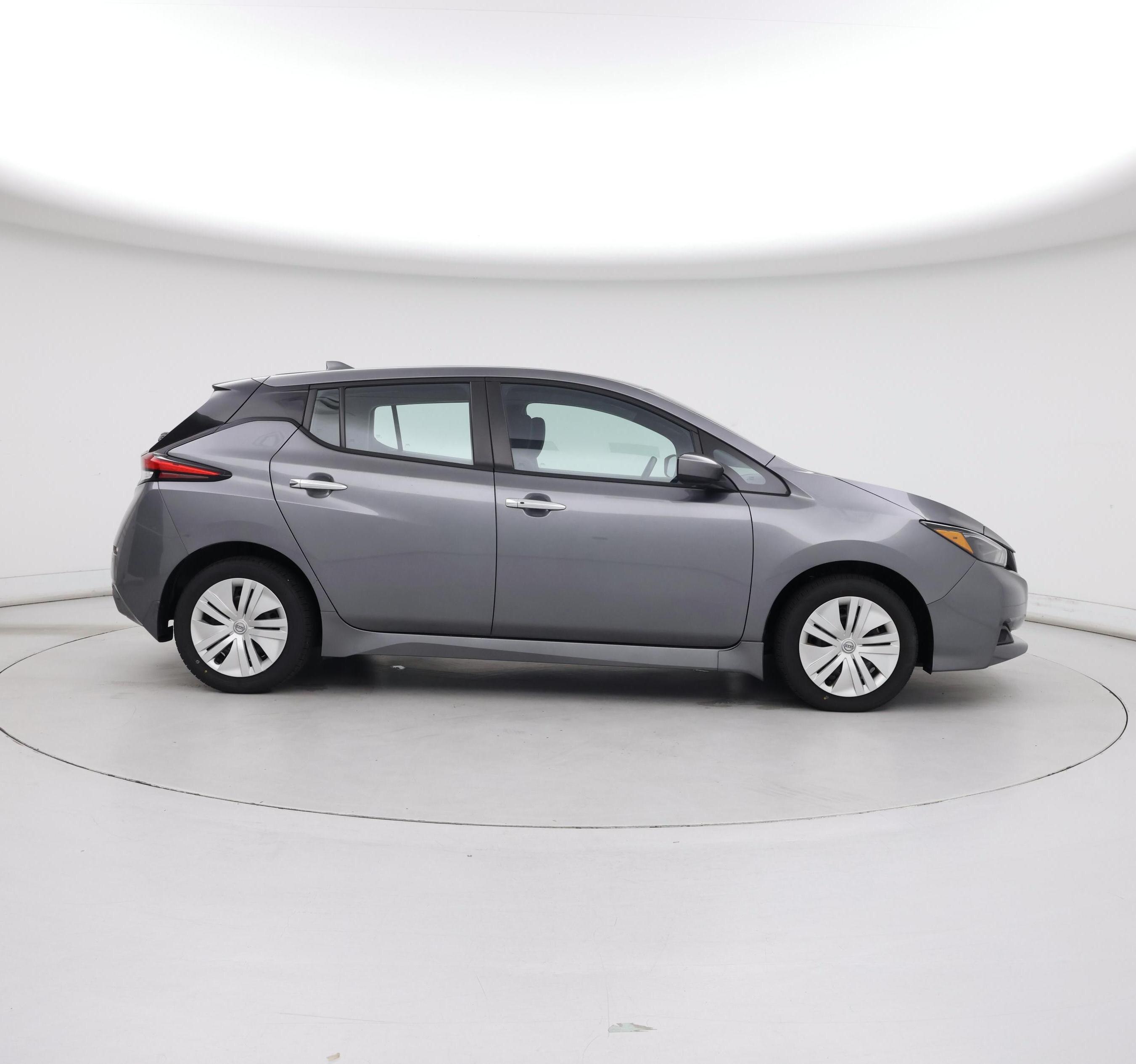 Thumbnail: 2023 Nissan Leaf - 7