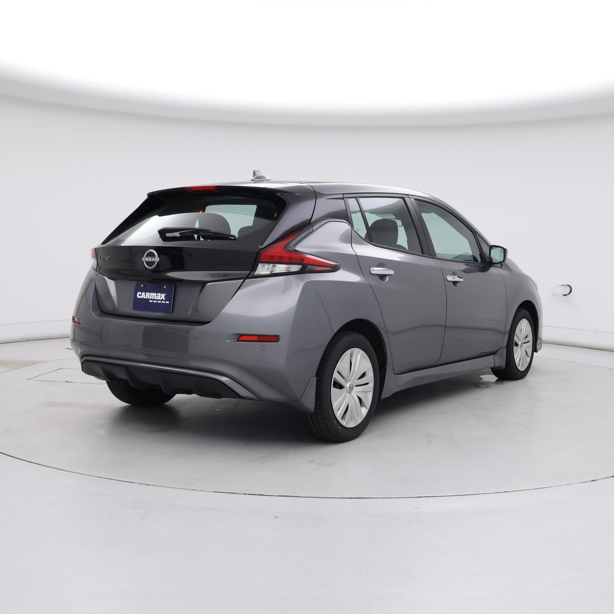 Thumbnail: 2023 Nissan Leaf - 8