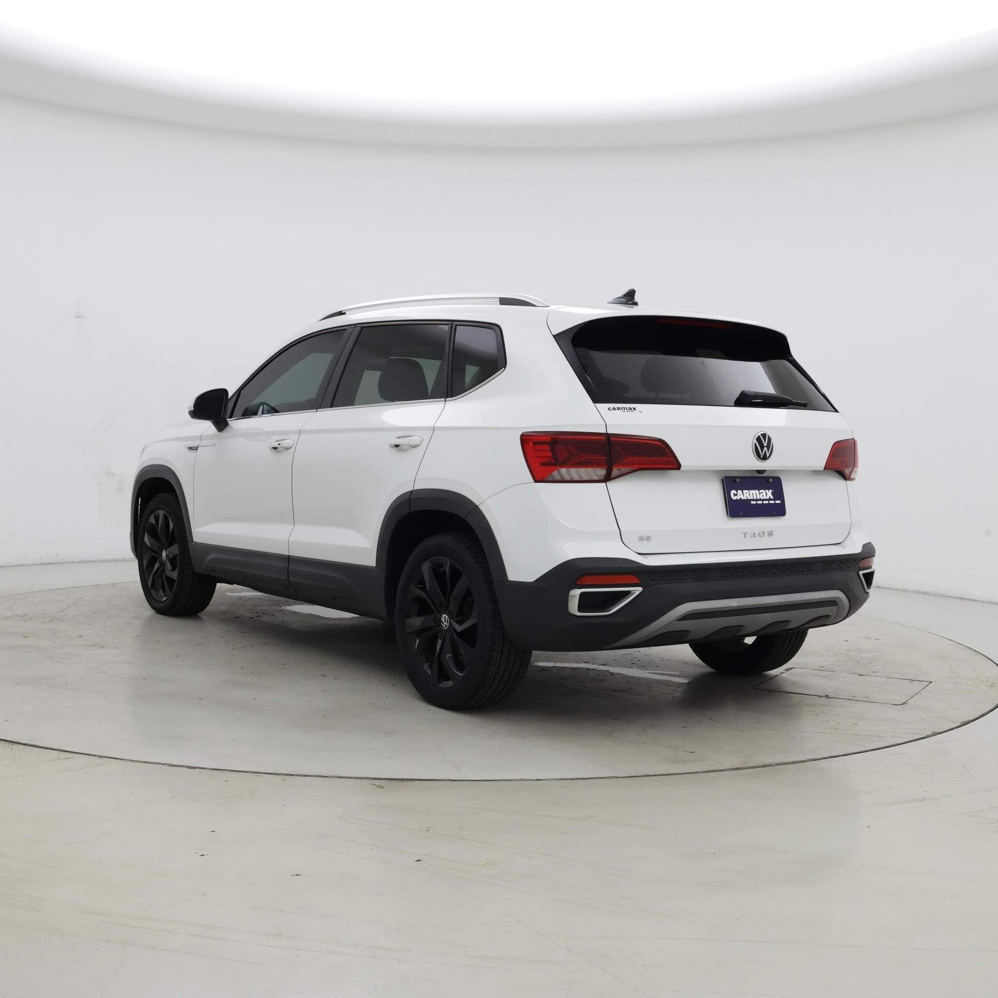 Thumbnail: 2022 Volkswagen Taos - 2