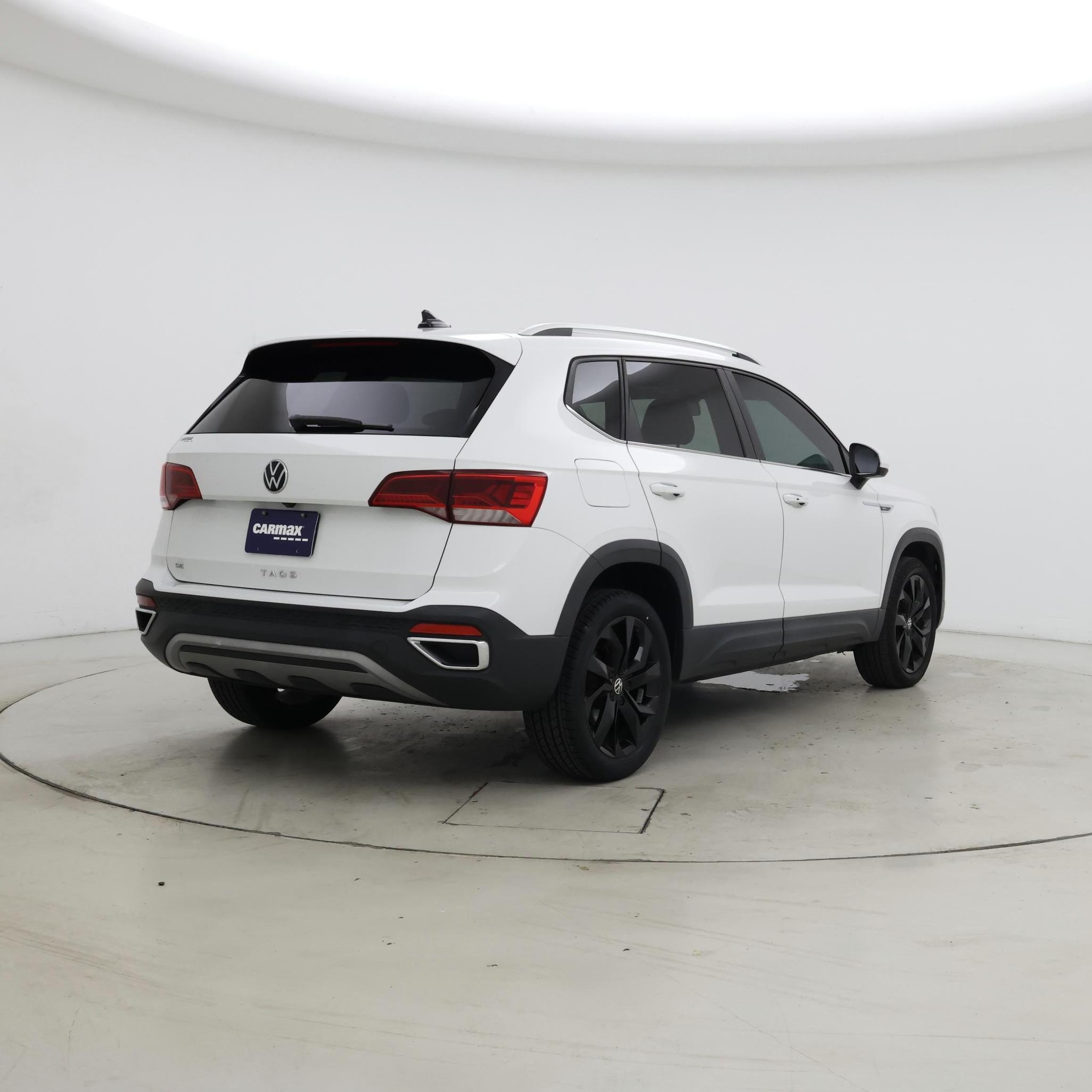 Thumbnail: 2022 Volkswagen Taos - 8