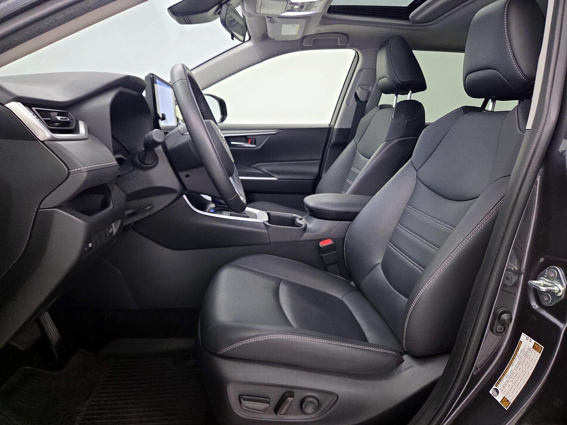 Thumbnail: 2023 Toyota RAV4 - 11