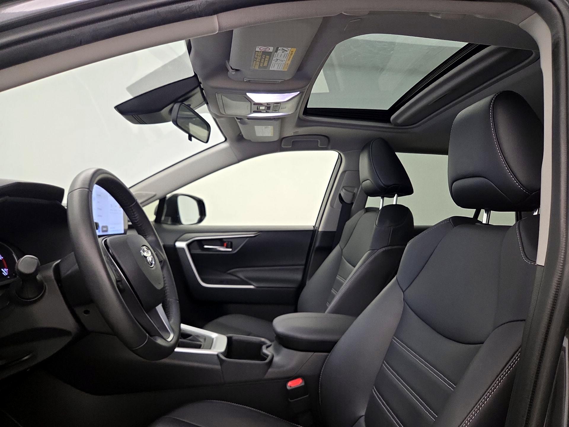 Thumbnail: 2023 Toyota RAV4 - 19