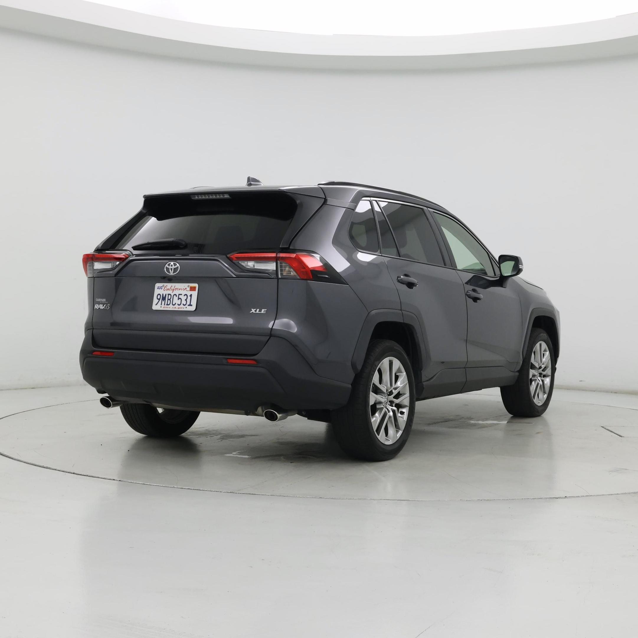 Thumbnail: 2023 Toyota RAV4 - 8