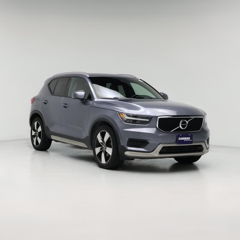 2019 Volvo XC40 T5 Momentum