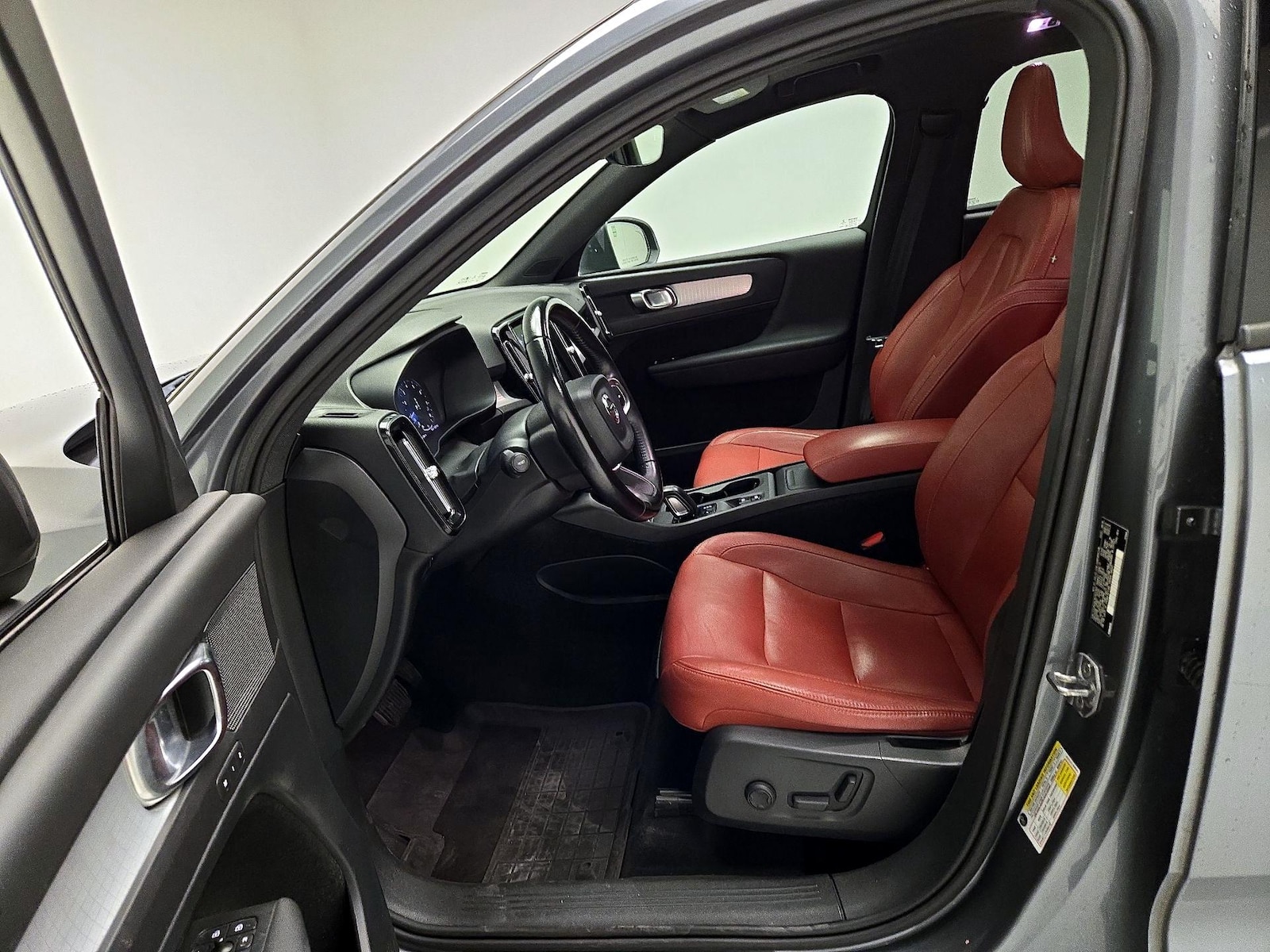 2019 Volvo XC40 Momentum - Photo 12