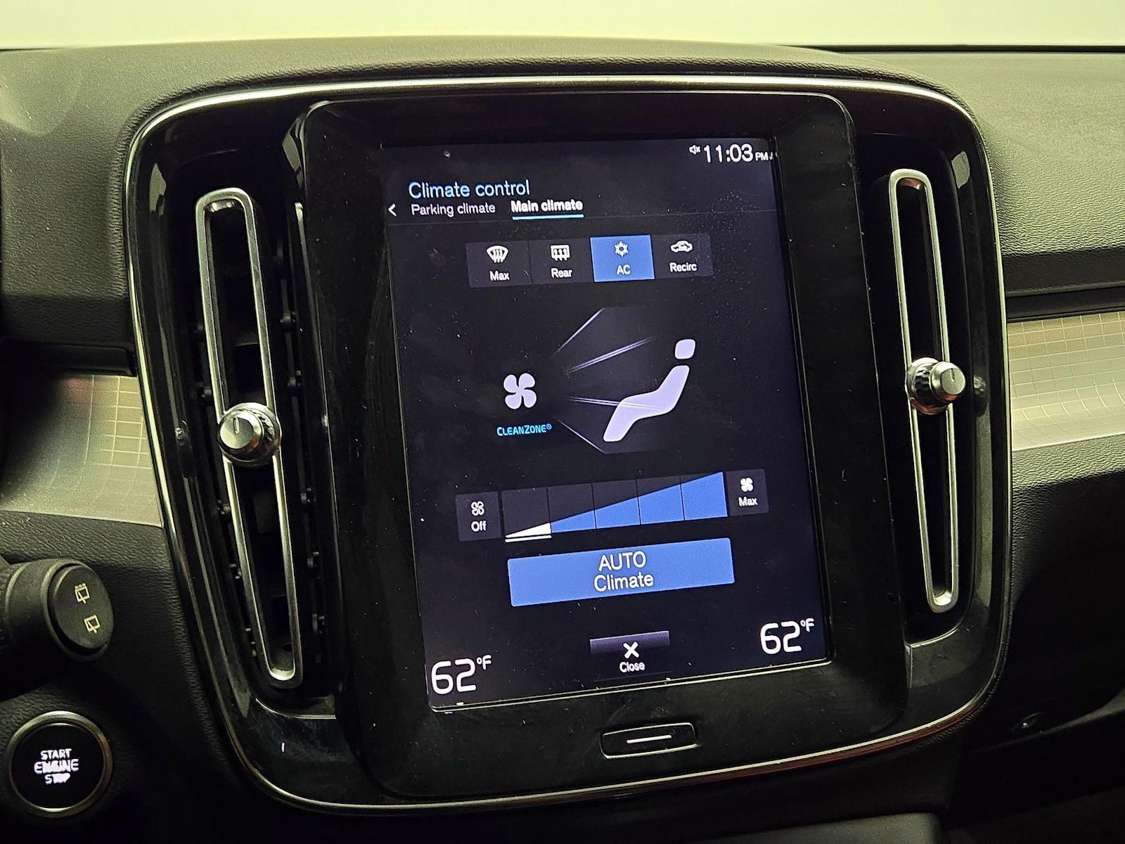 2019 Volvo XC40 Momentum - Photo 17