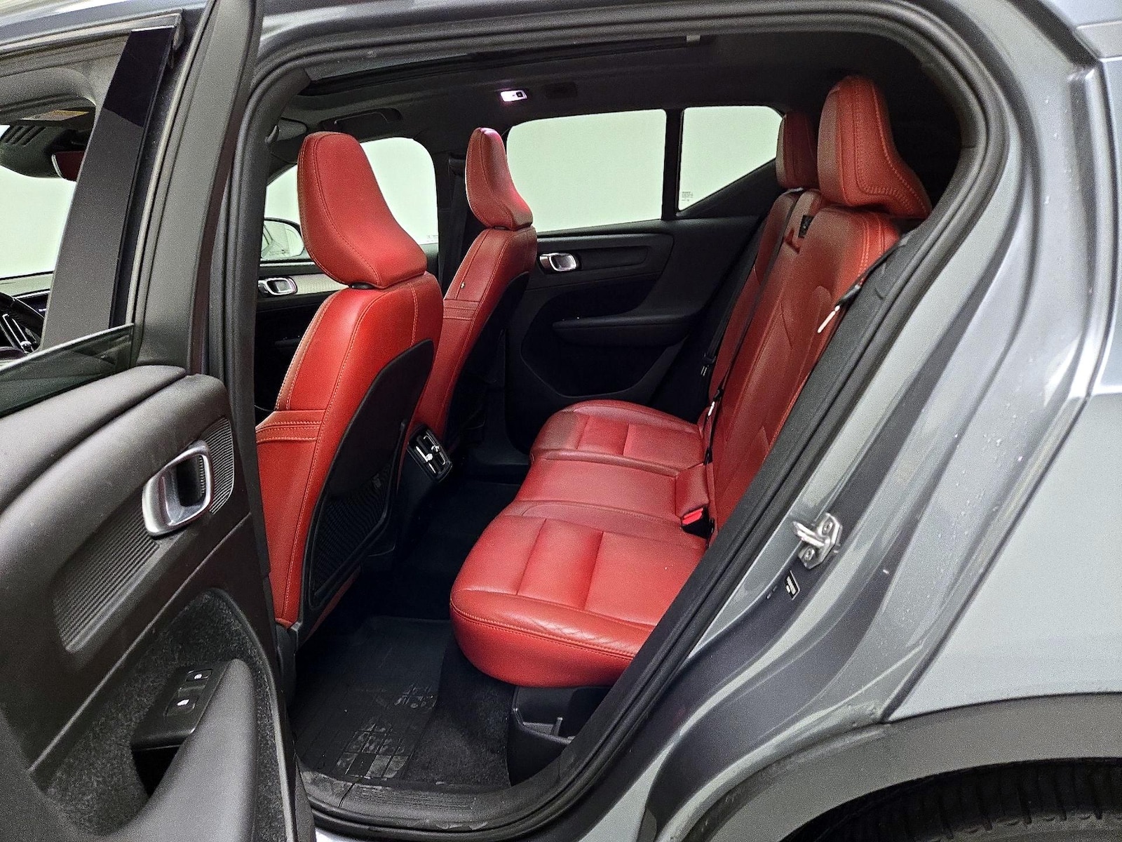 2019 Volvo XC40 Momentum - Photo 21