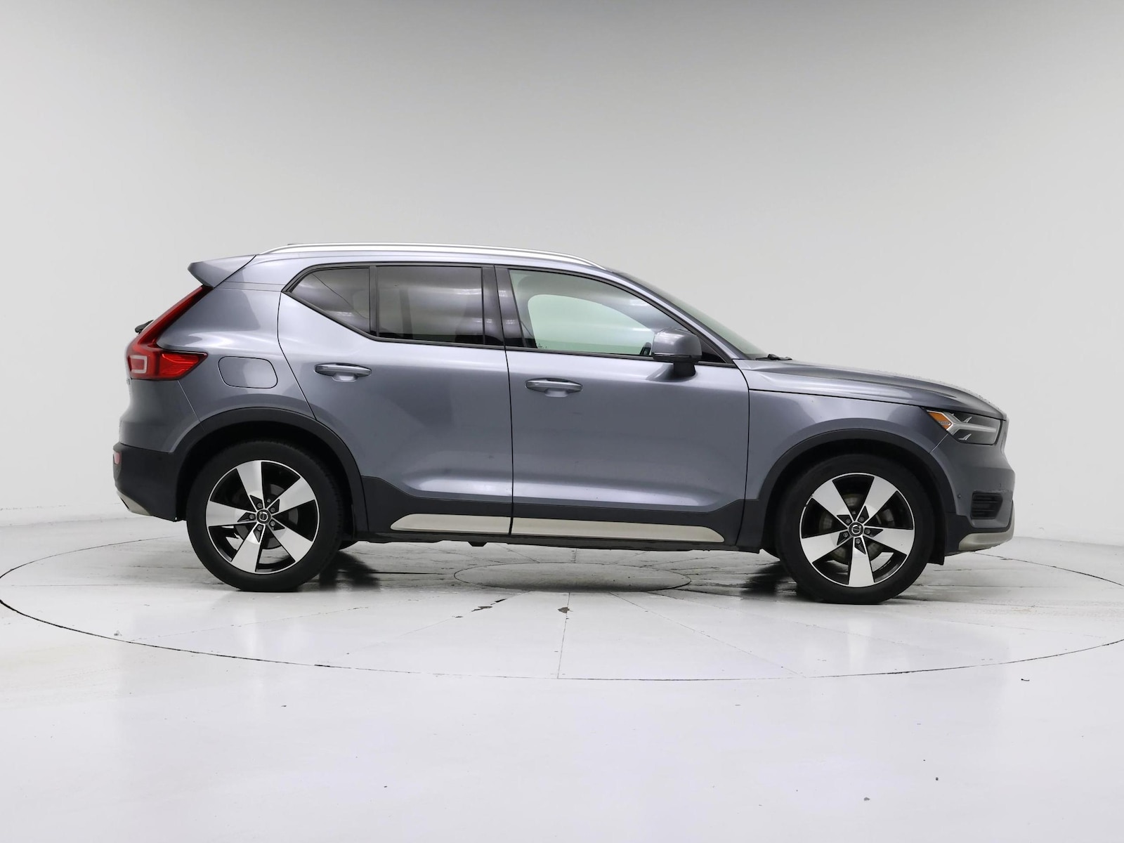 2019 Volvo XC40 Momentum - Photo 8