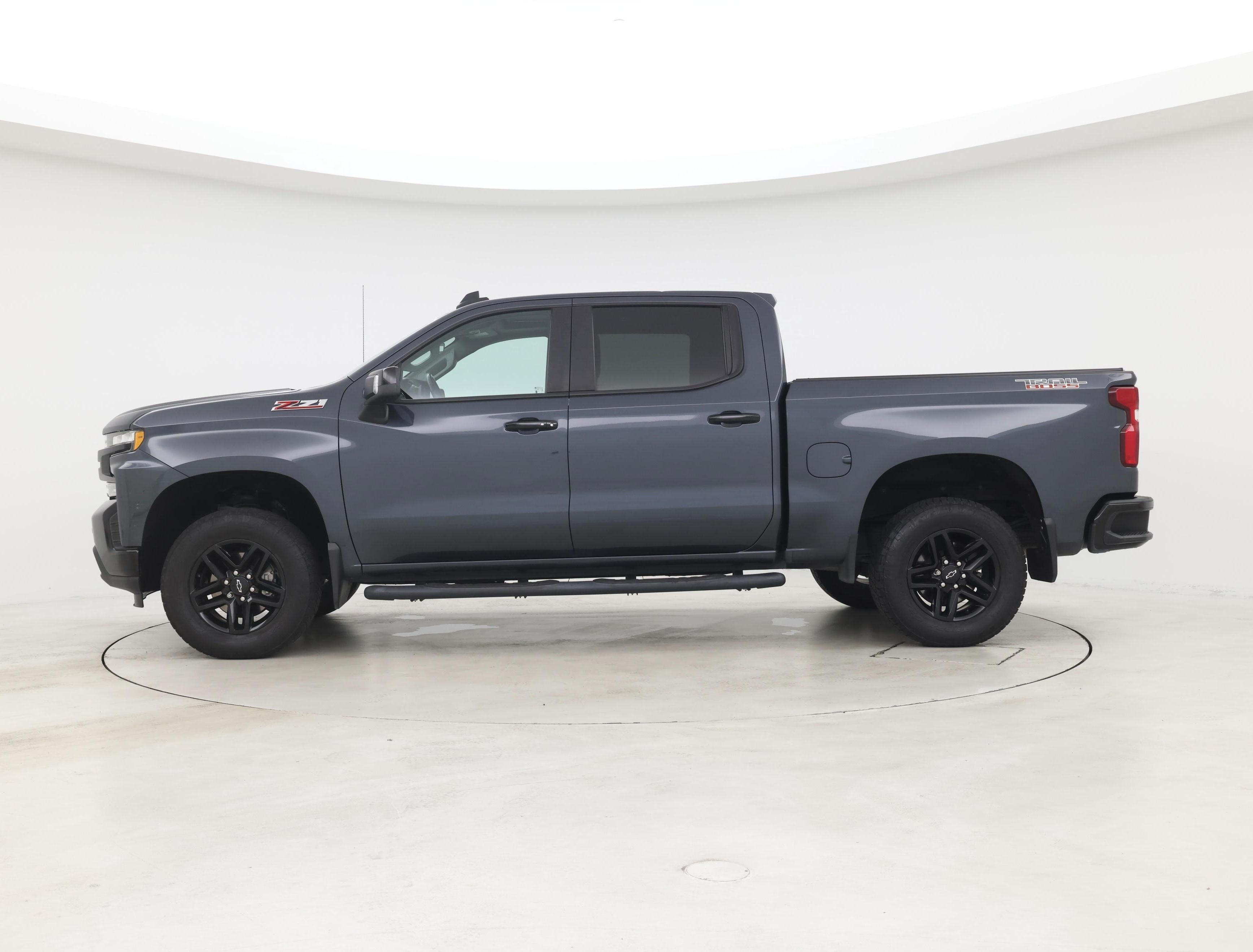 Thumbnail: 2021 Chevrolet Silverado 1500 - 3