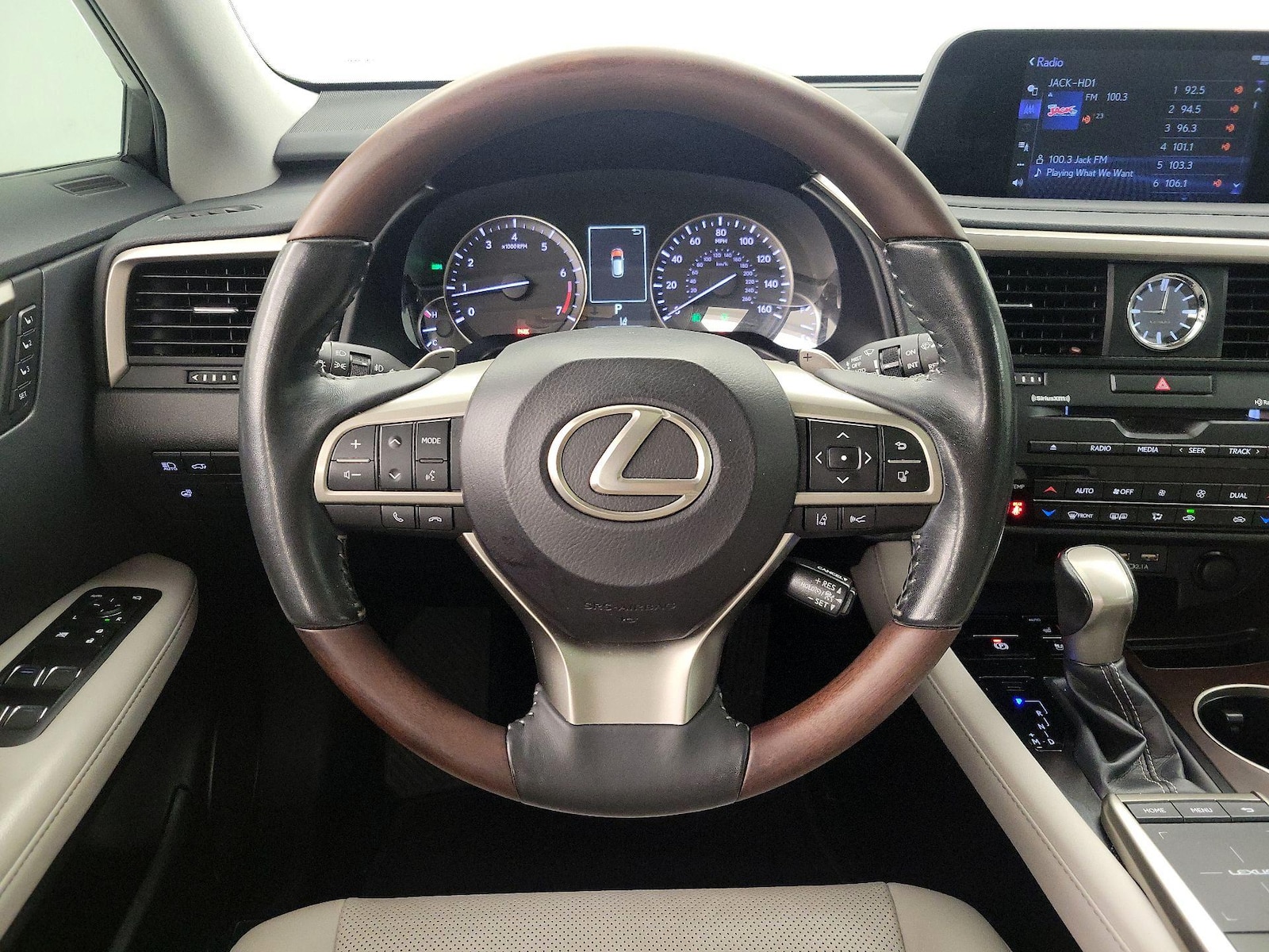 2022 Lexus RX 350 - Photo 11
