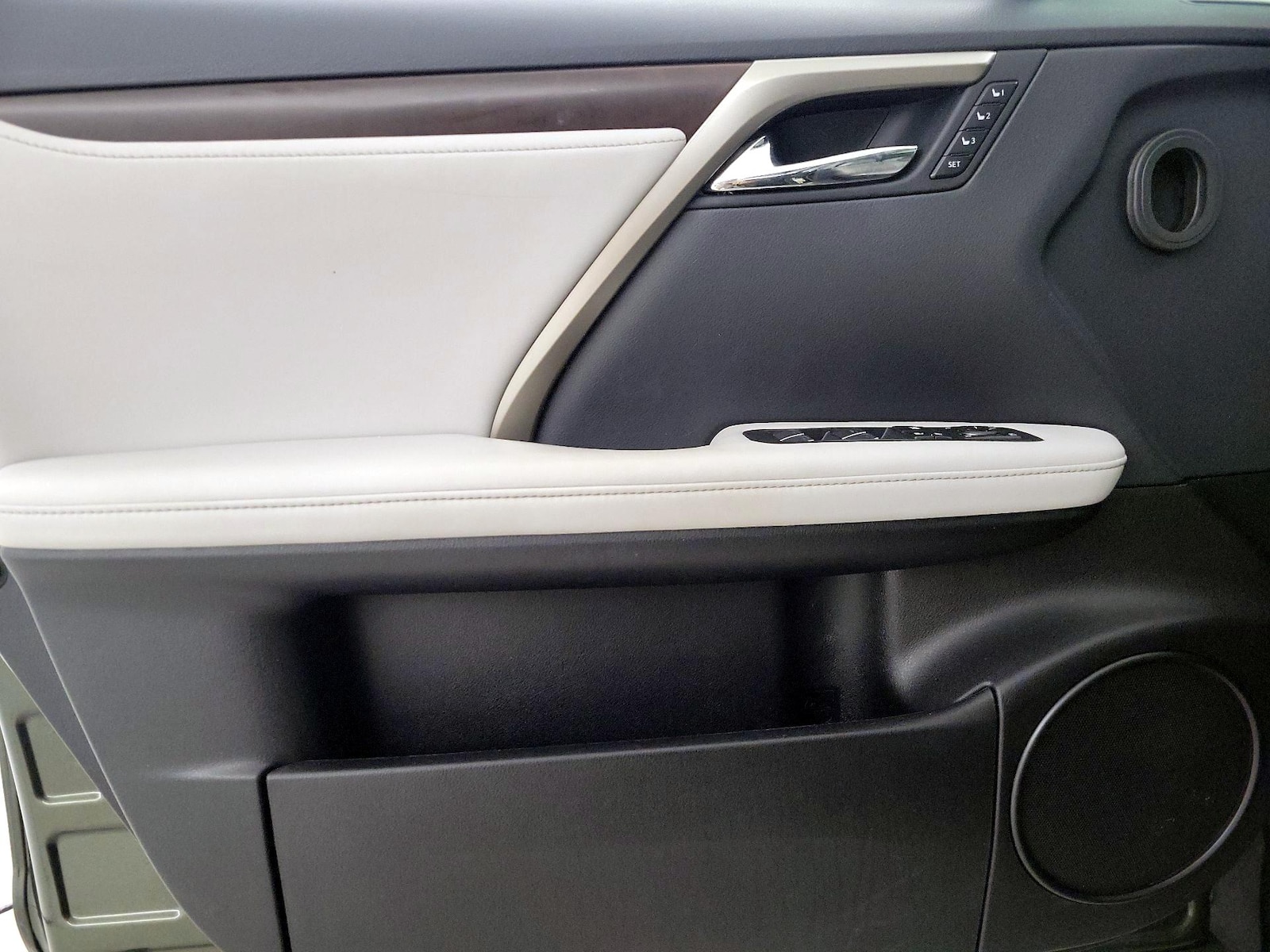 2022 Lexus RX 350 - Photo 13