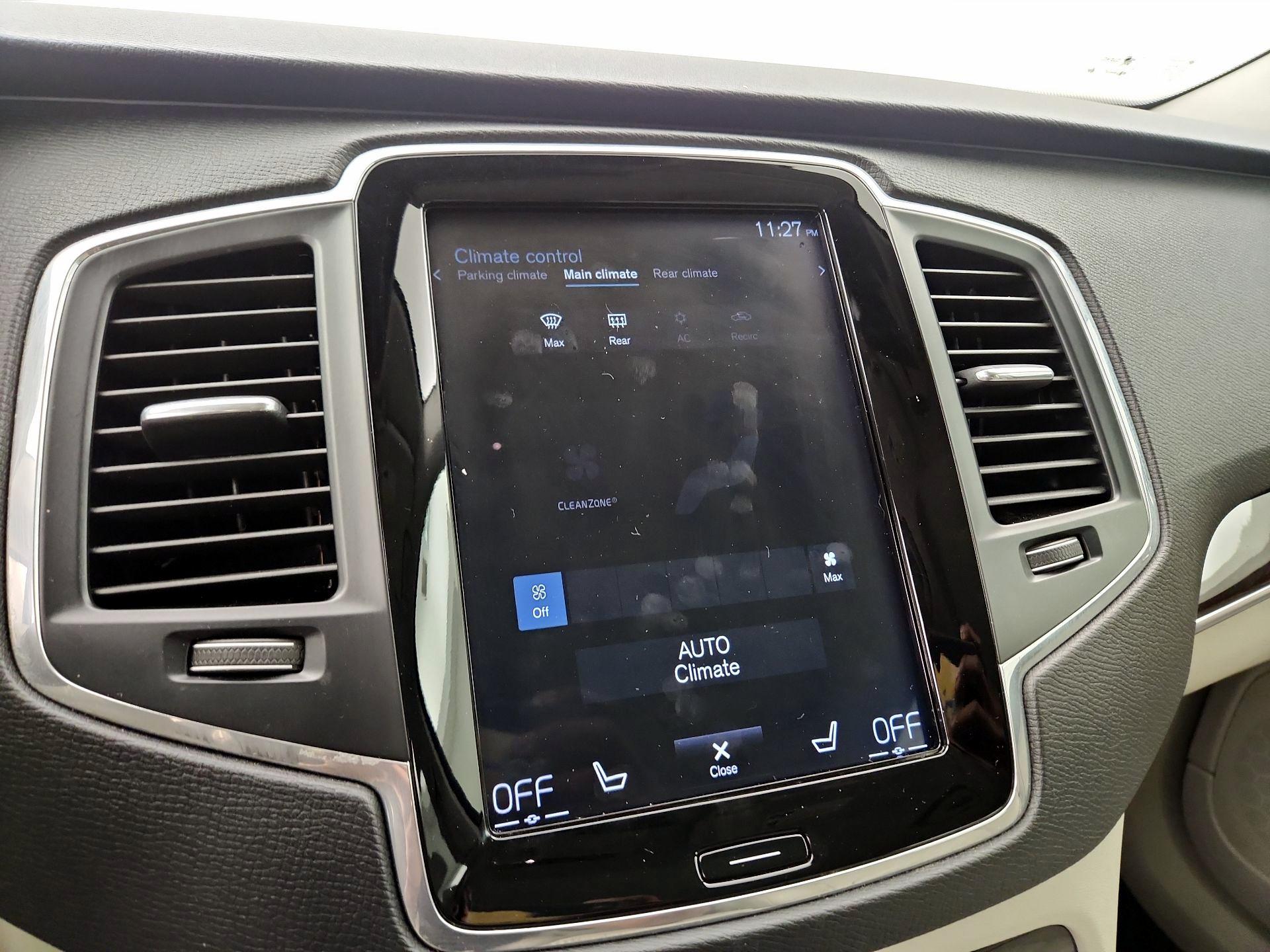 Thumbnail: 2019 Volvo XC90 - 16