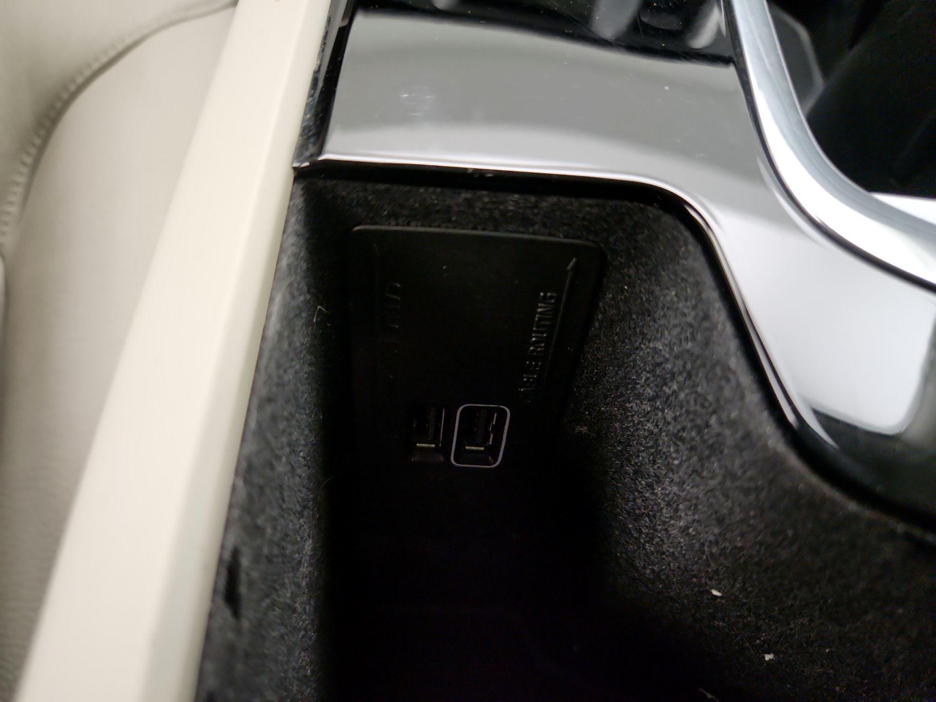 Thumbnail: 2019 Volvo XC90 - 18