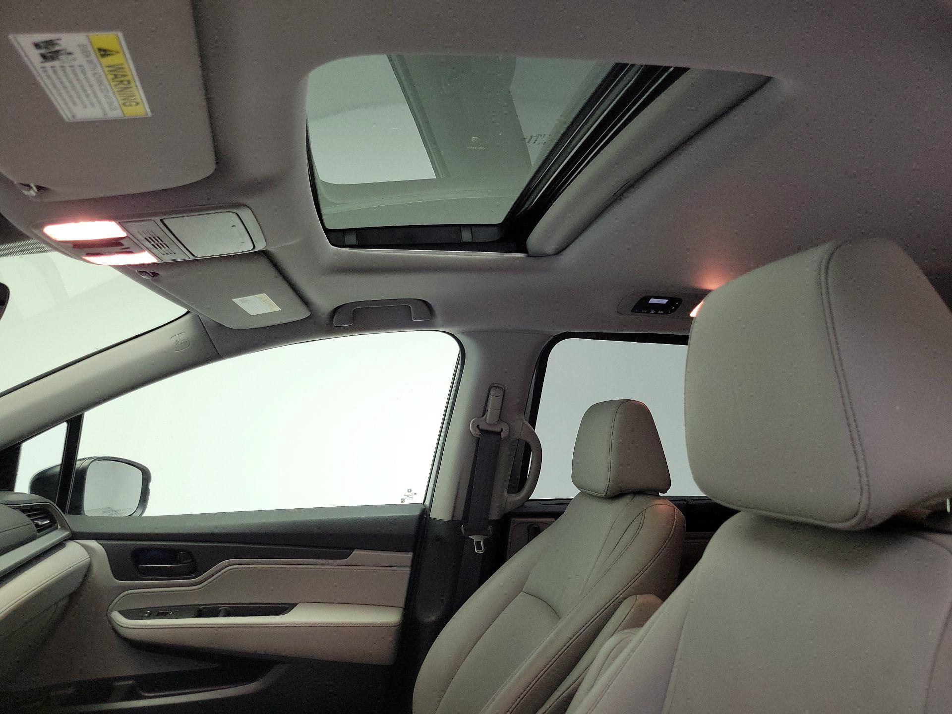 Thumbnail: 2021 Honda Odyssey - 19