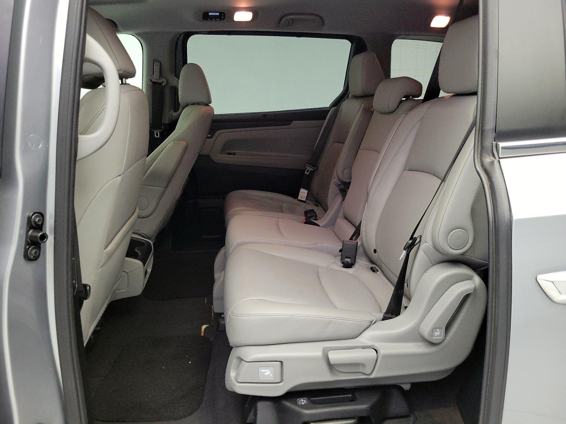 Thumbnail: 2021 Honda Odyssey - 20