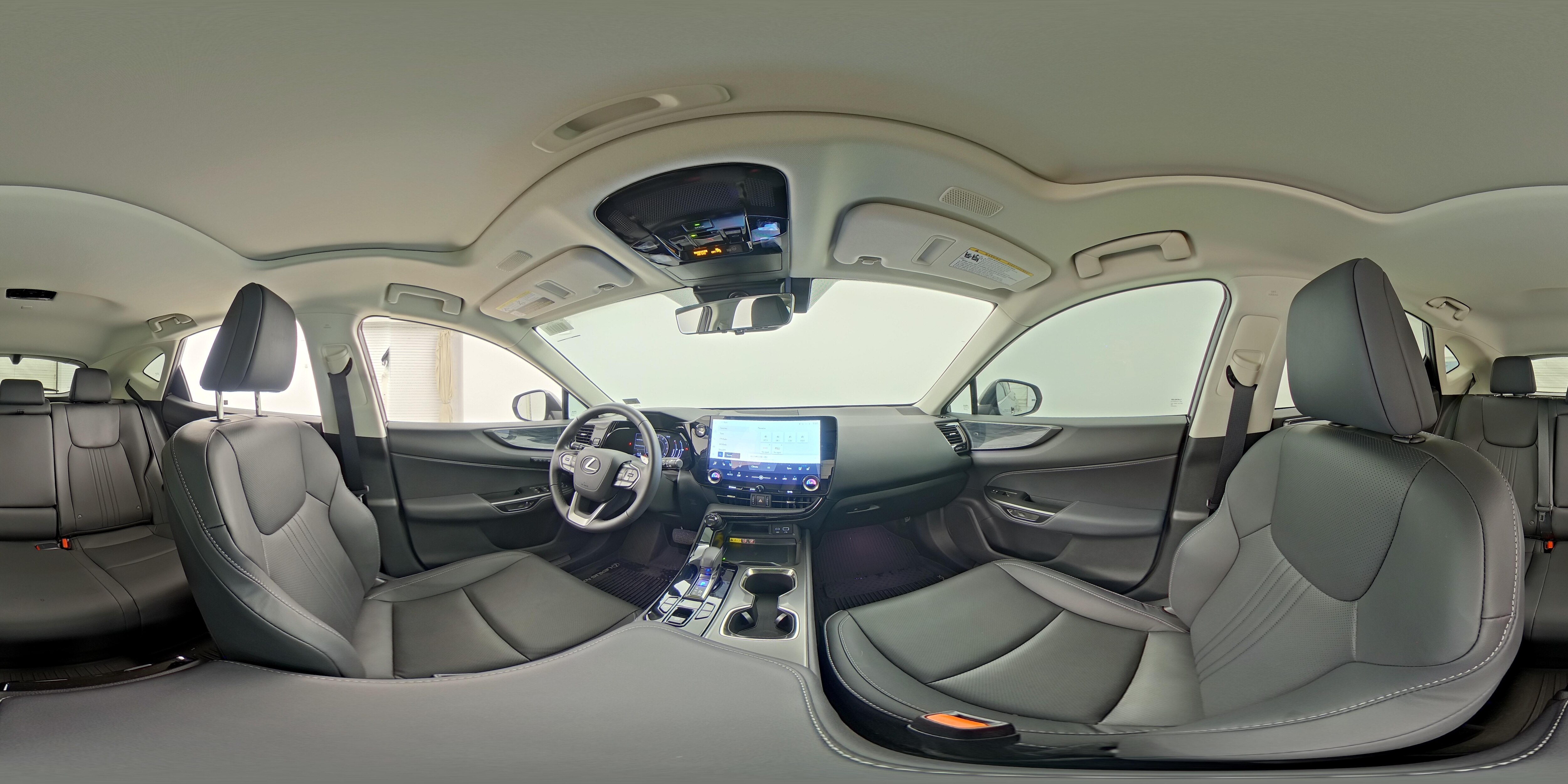 2025 Lexus NX 350 - Photo 25