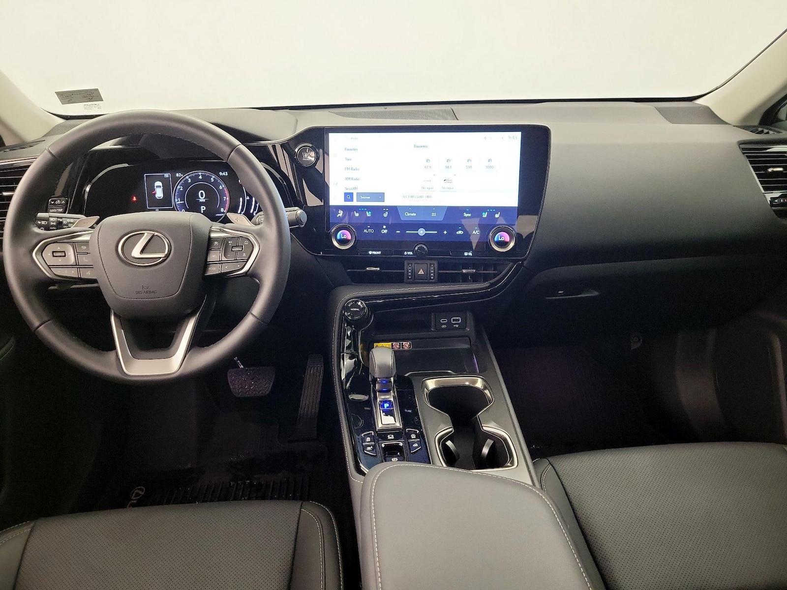 2025 Lexus NX 350 - Photo 10