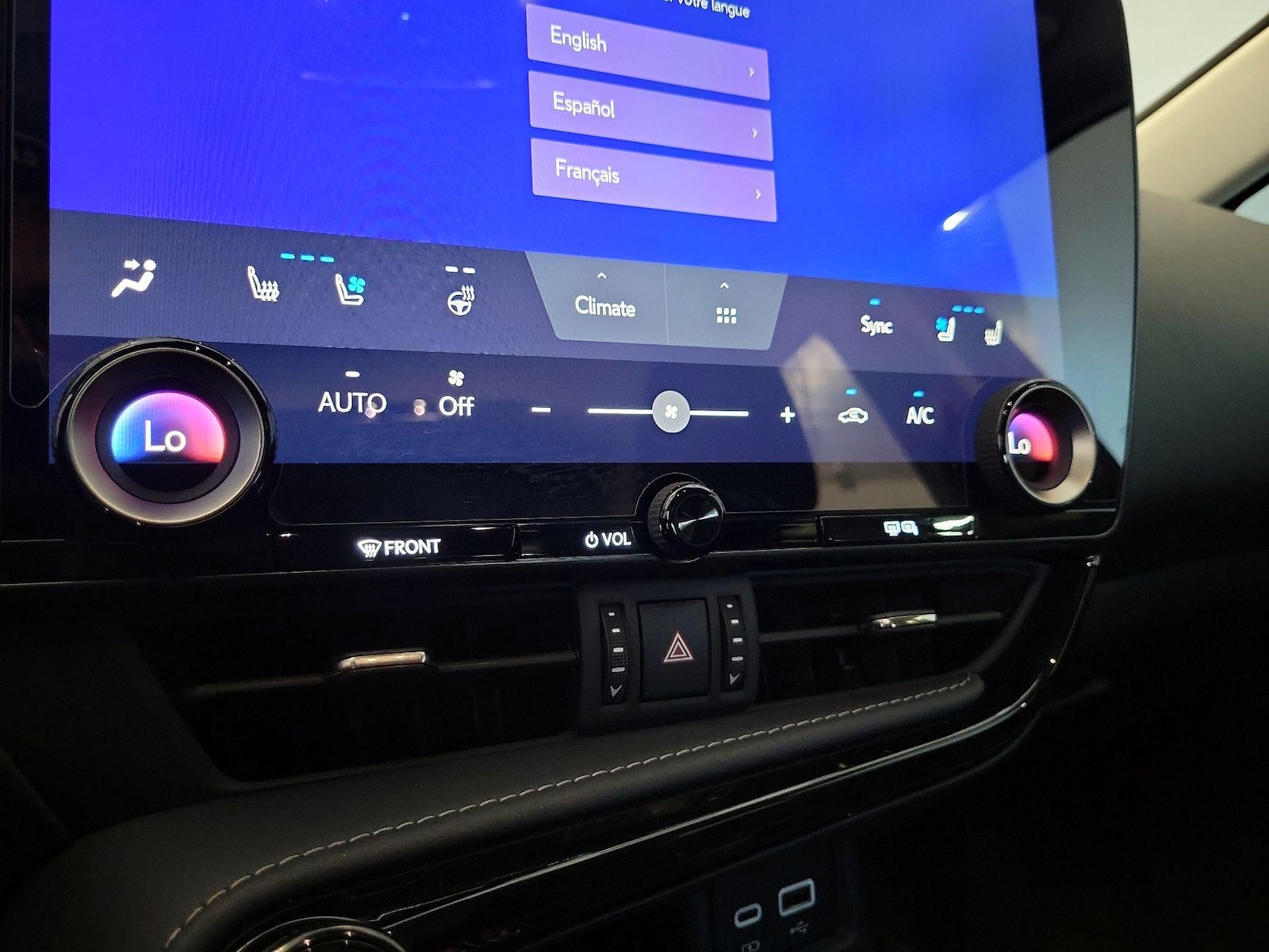 2025 Lexus NX 350 - Photo 17