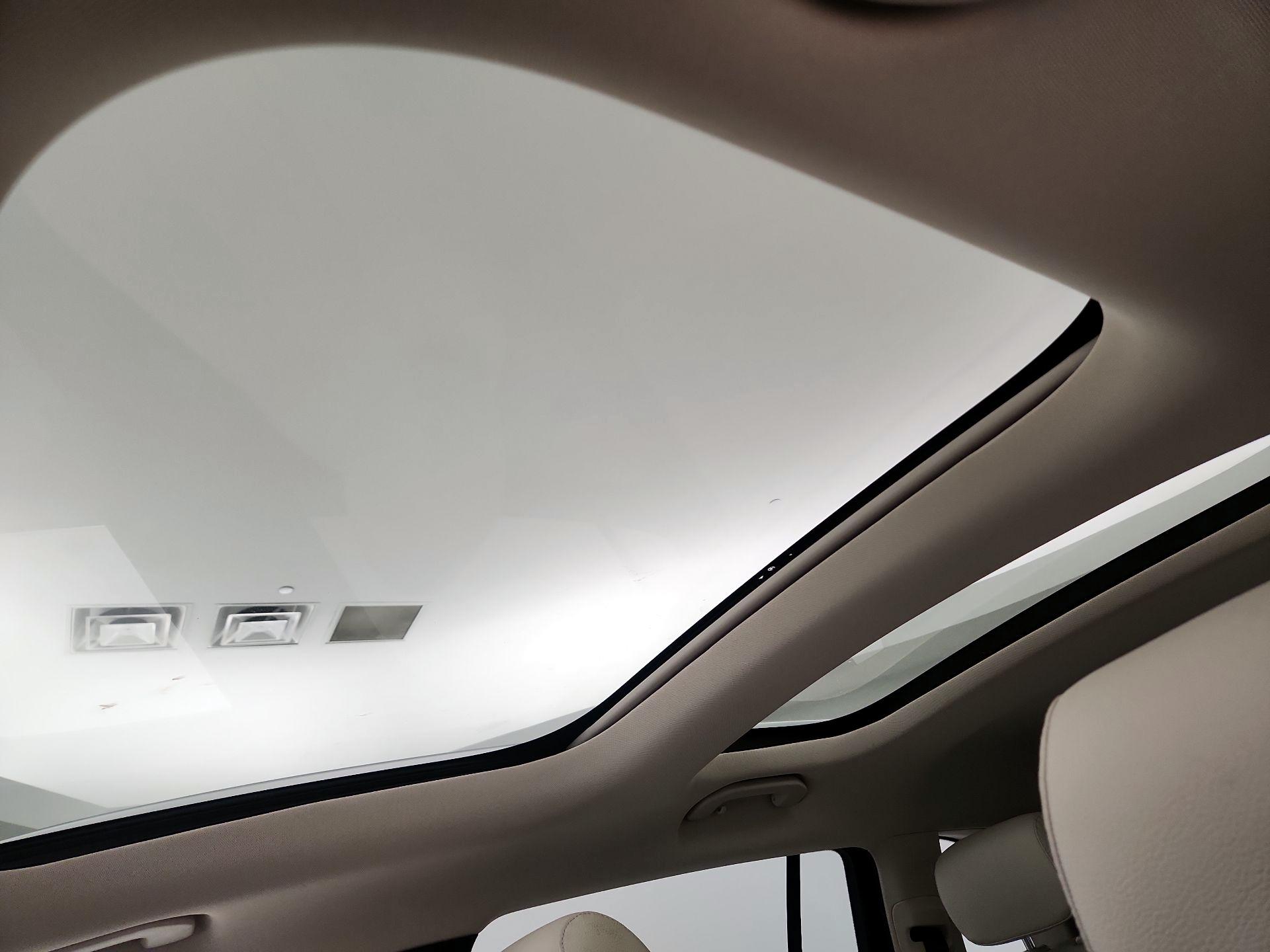 Thumbnail: 2020 Mercedes-Benz GLB - 19