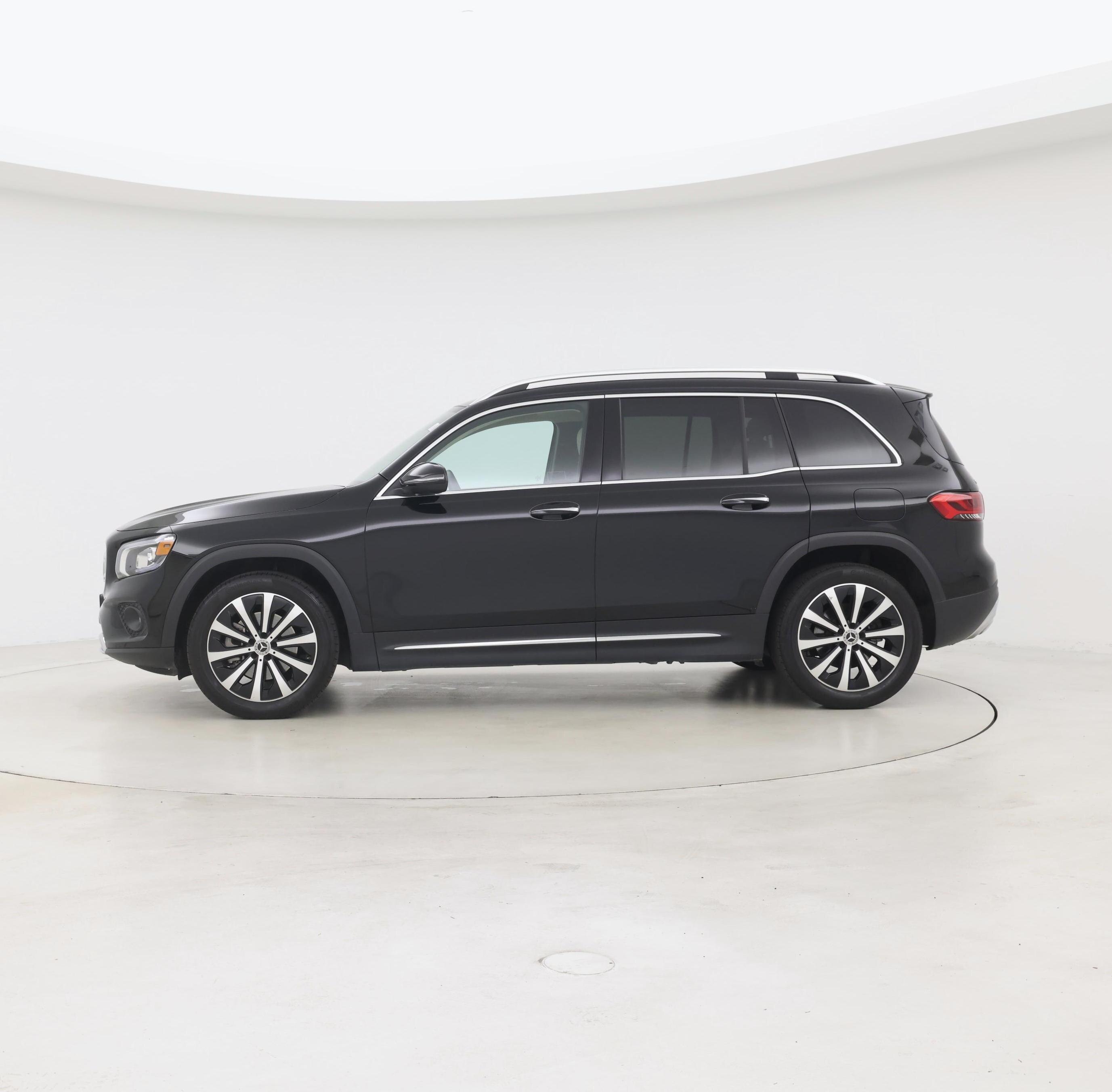Thumbnail: 2020 Mercedes-Benz GLB - 3