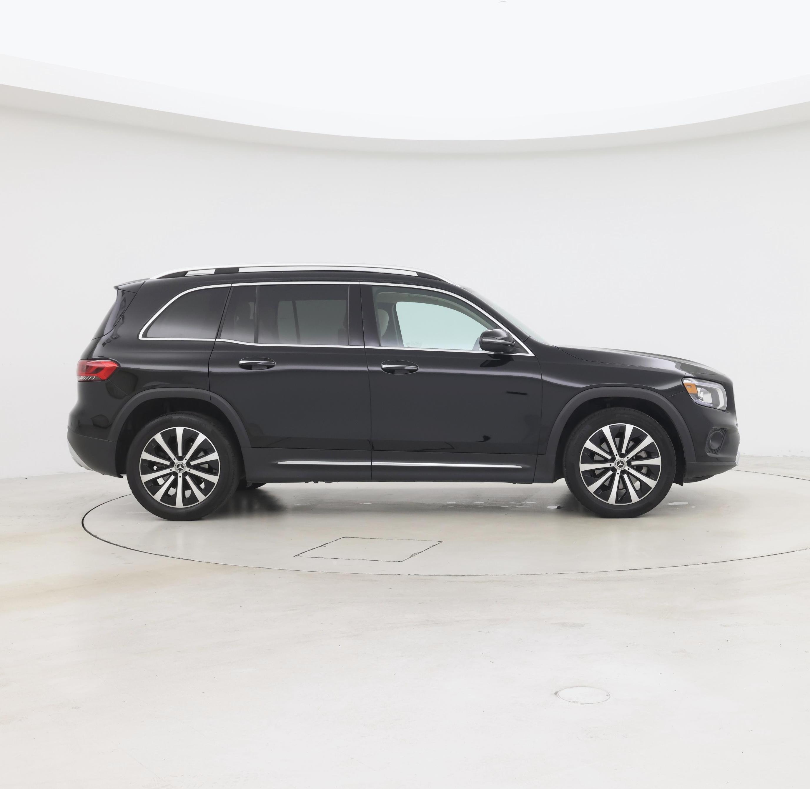 Thumbnail: 2020 Mercedes-Benz GLB - 7