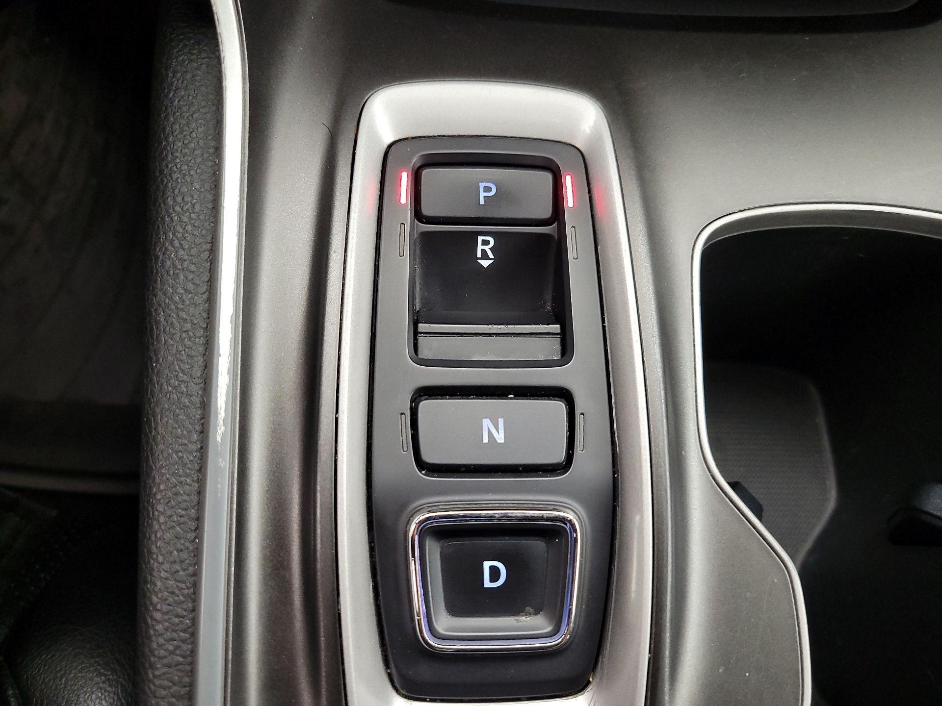 Thumbnail: 2019 Honda Accord - 17