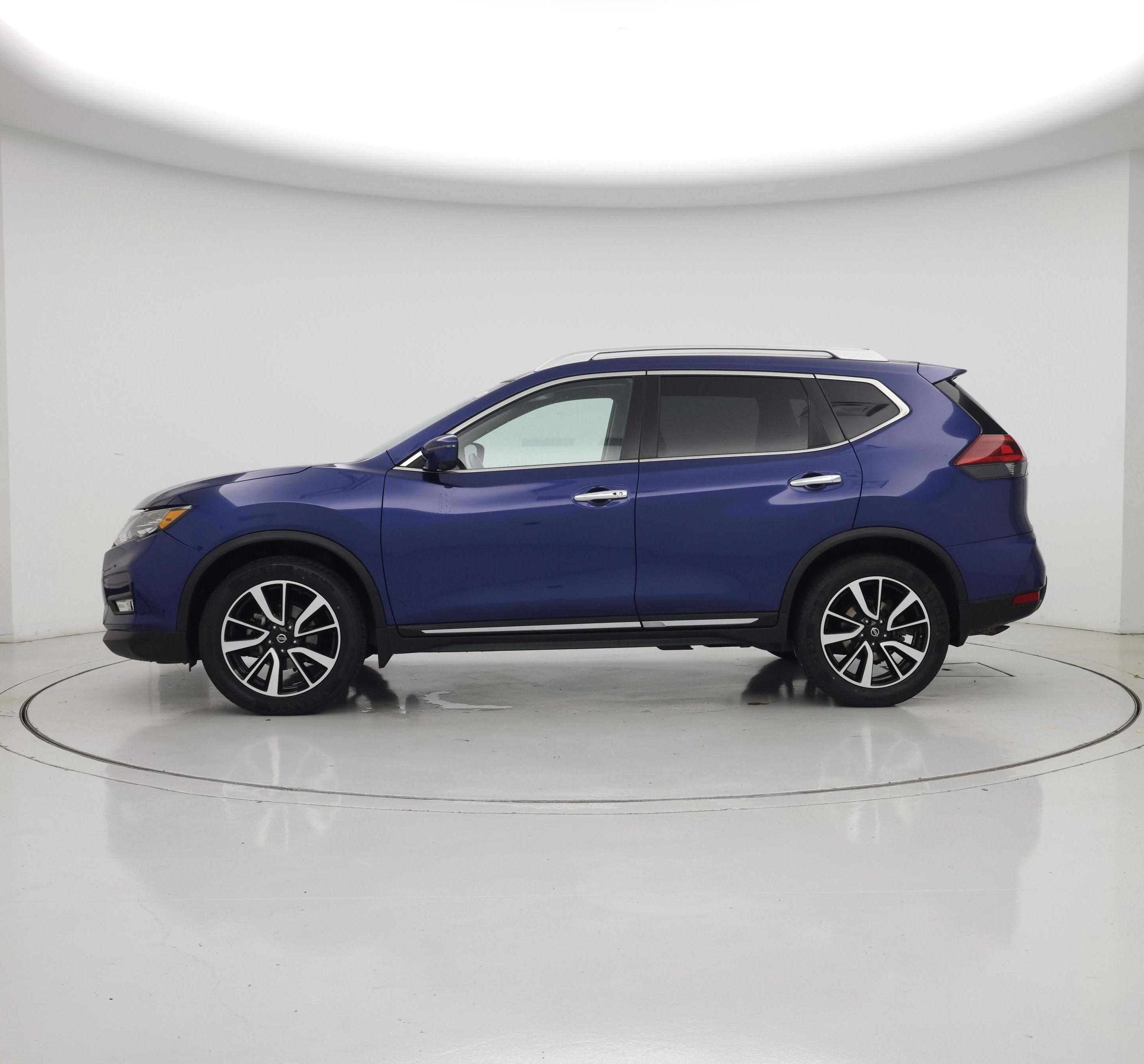 Thumbnail: 2018 Nissan Rogue - 3