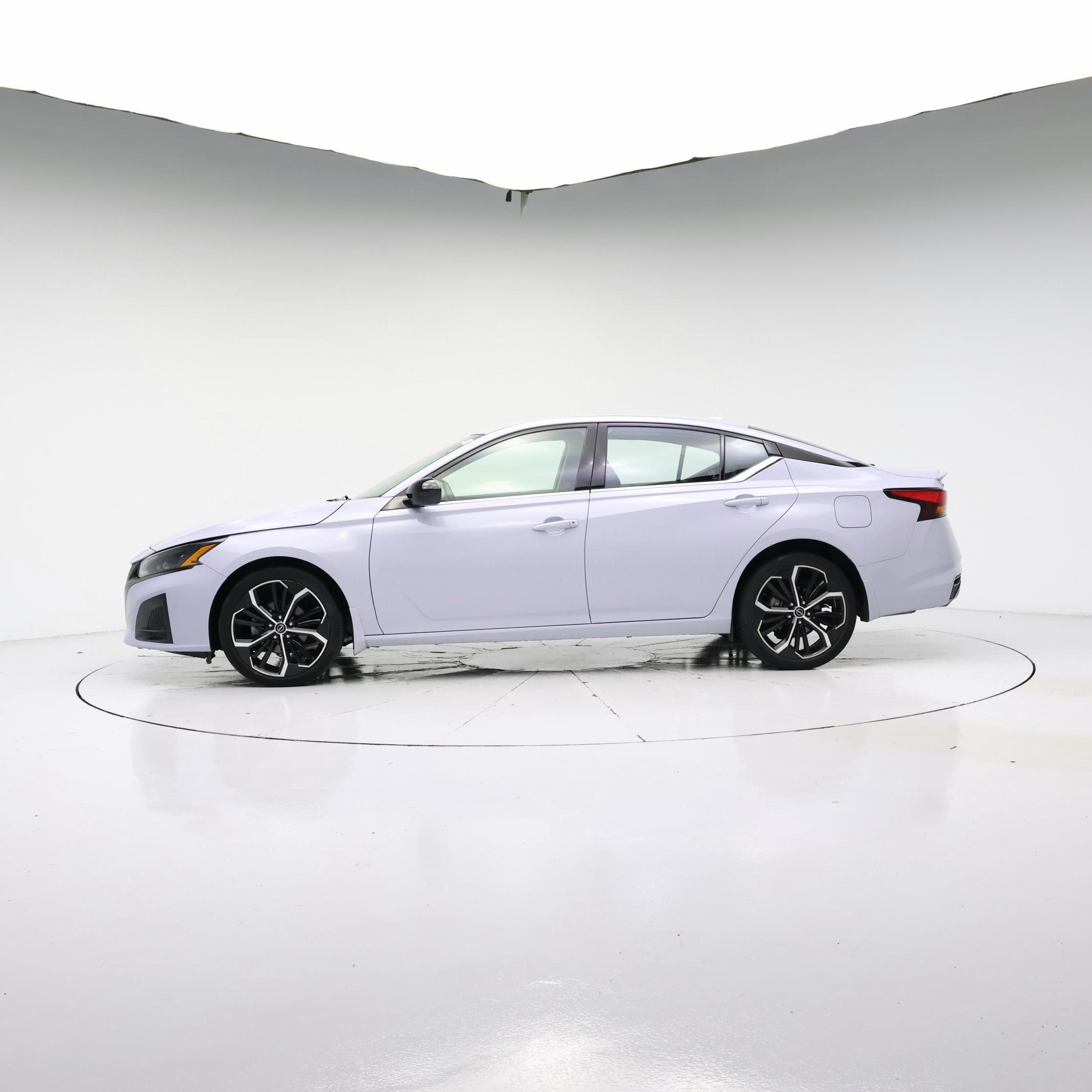 Thumbnail: 2023 Nissan Altima - 3
