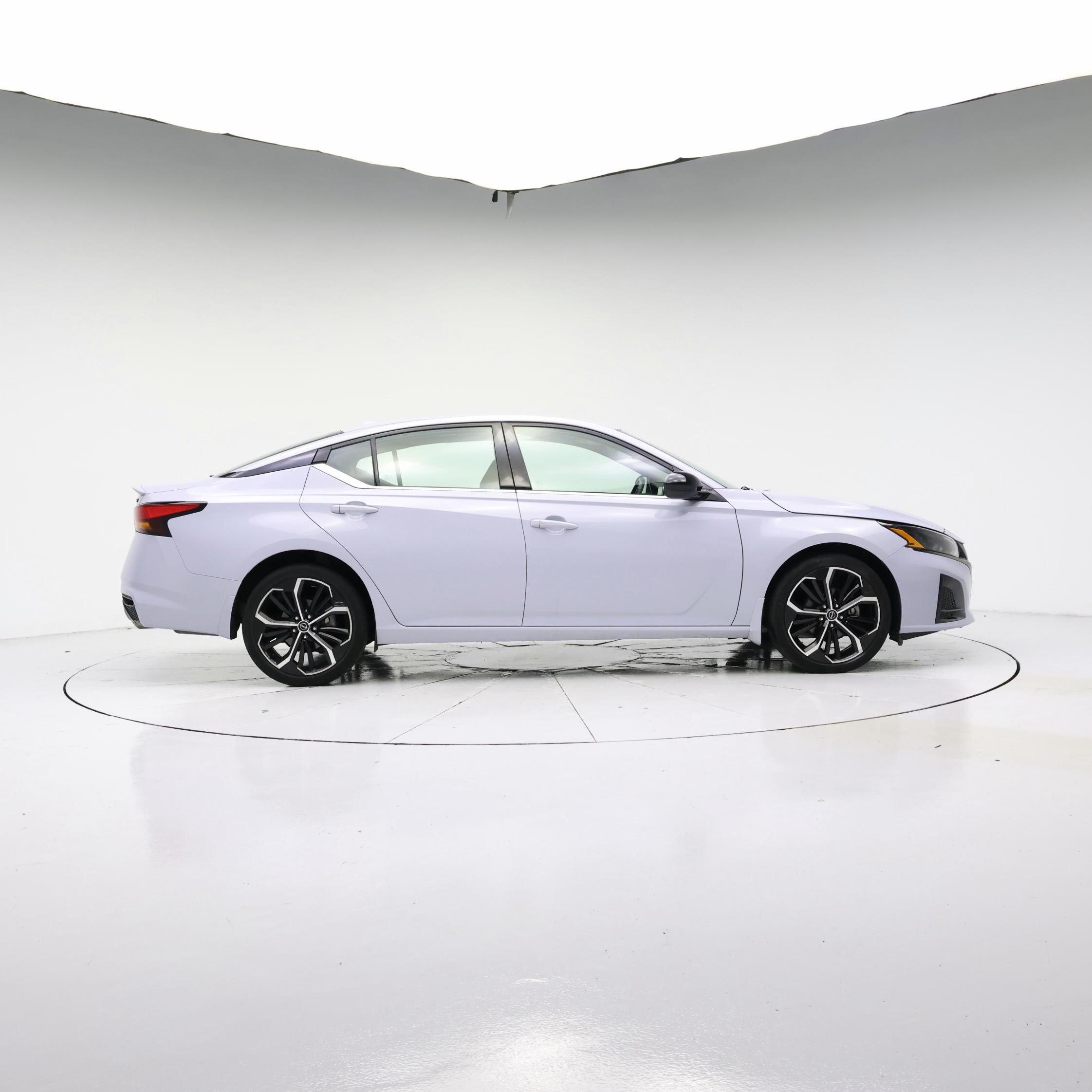 Thumbnail: 2023 Nissan Altima - 7