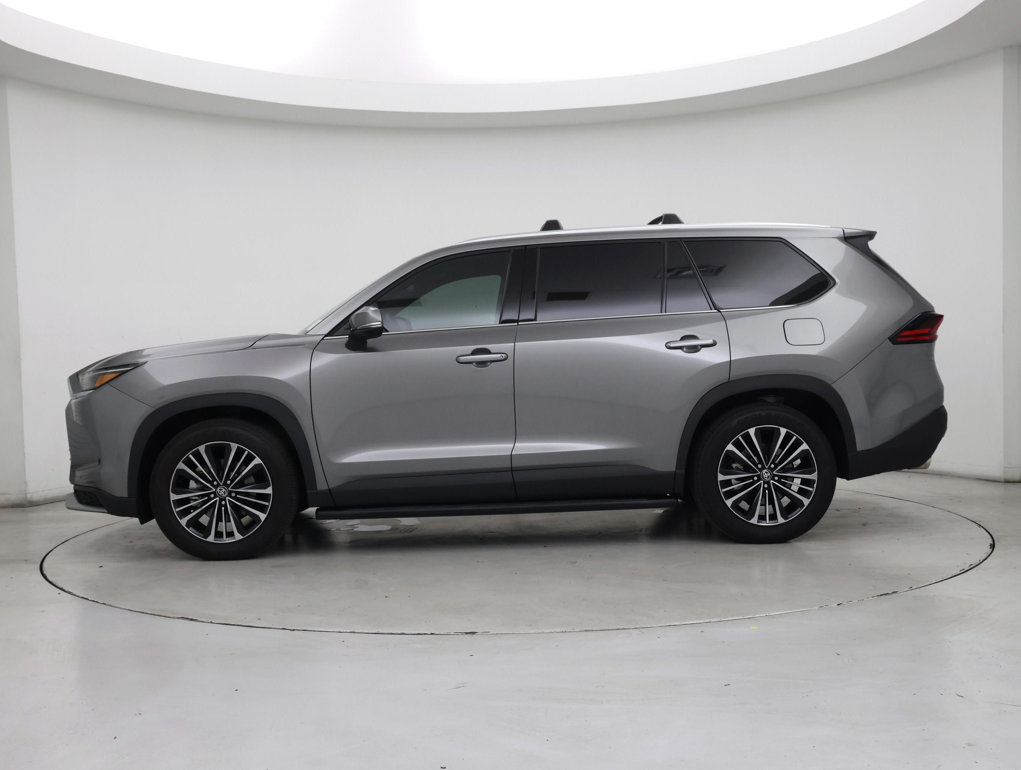 Thumbnail: 2025 Toyota Highlander - 3
