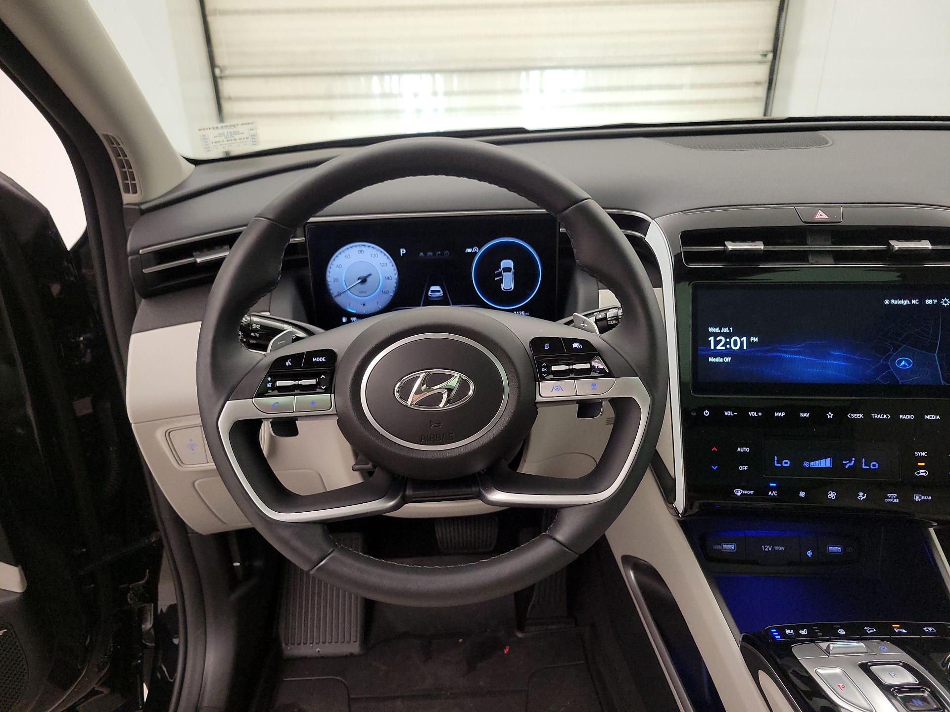 Thumbnail: 2024 Hyundai Tucson - 10