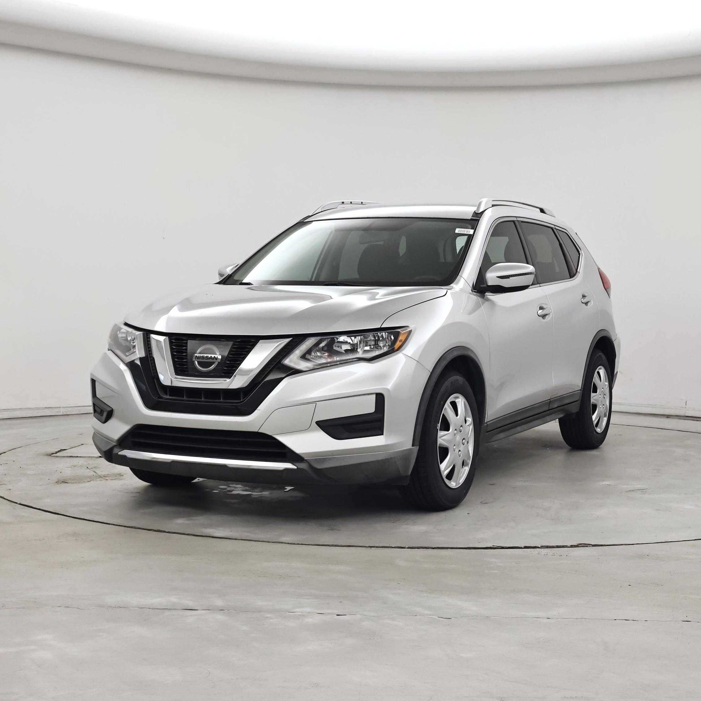 Thumbnail: 2017 Nissan Rogue - 4