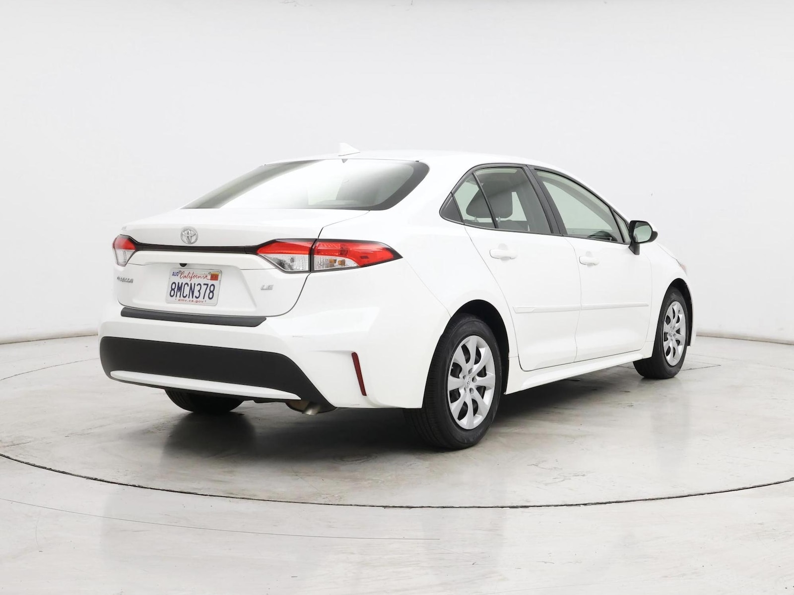 2020 Toyota Corolla LE - Photo 9