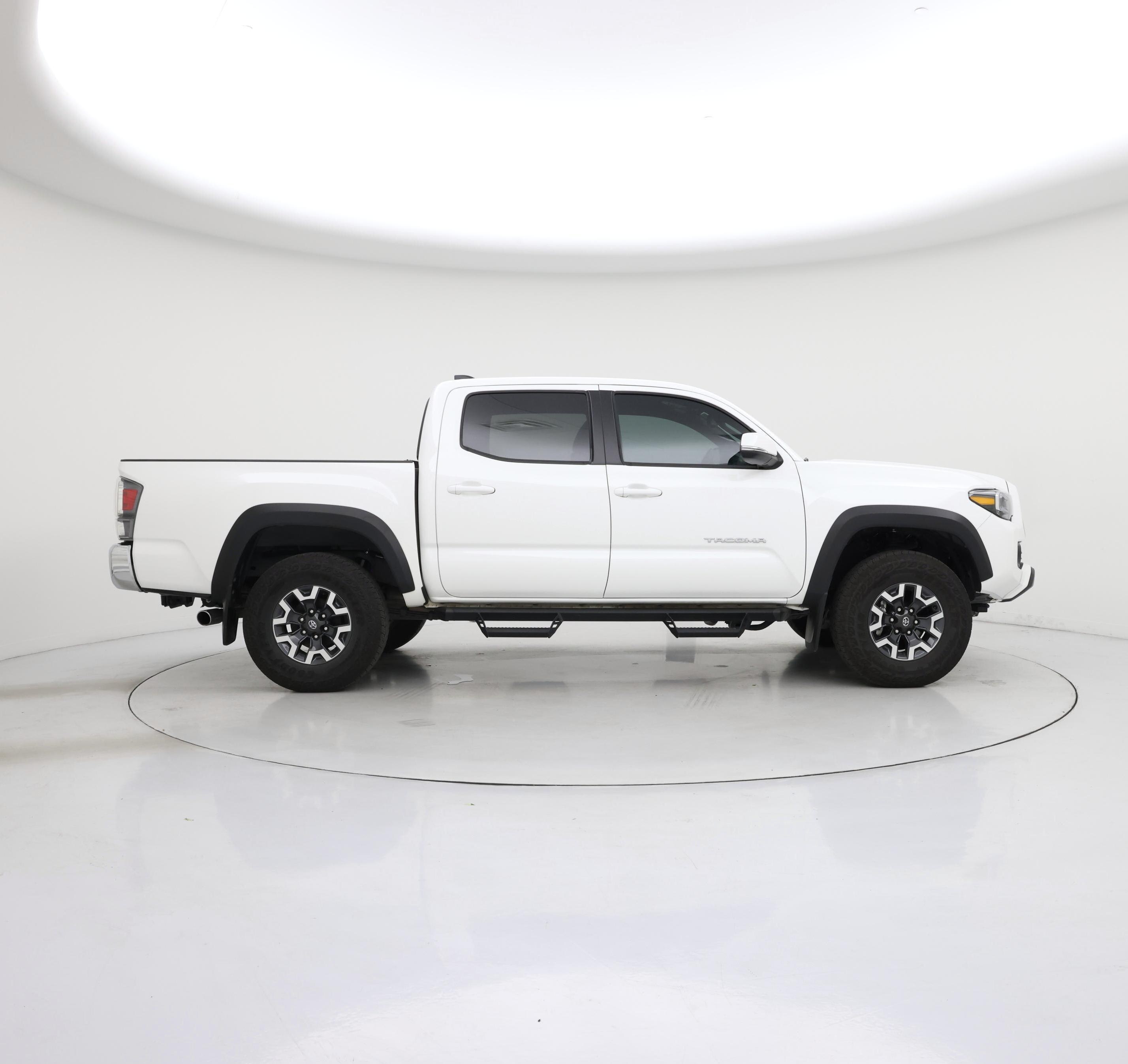 Thumbnail: 2023 Toyota Tacoma - 7