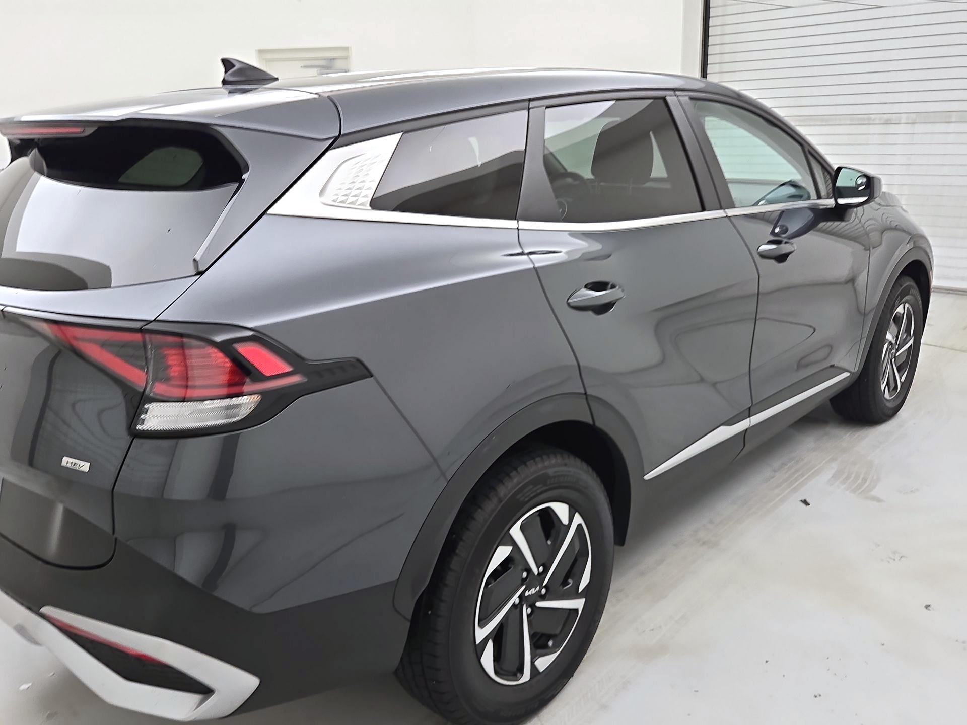 Thumbnail: 2023 Kia Sportage - 5
